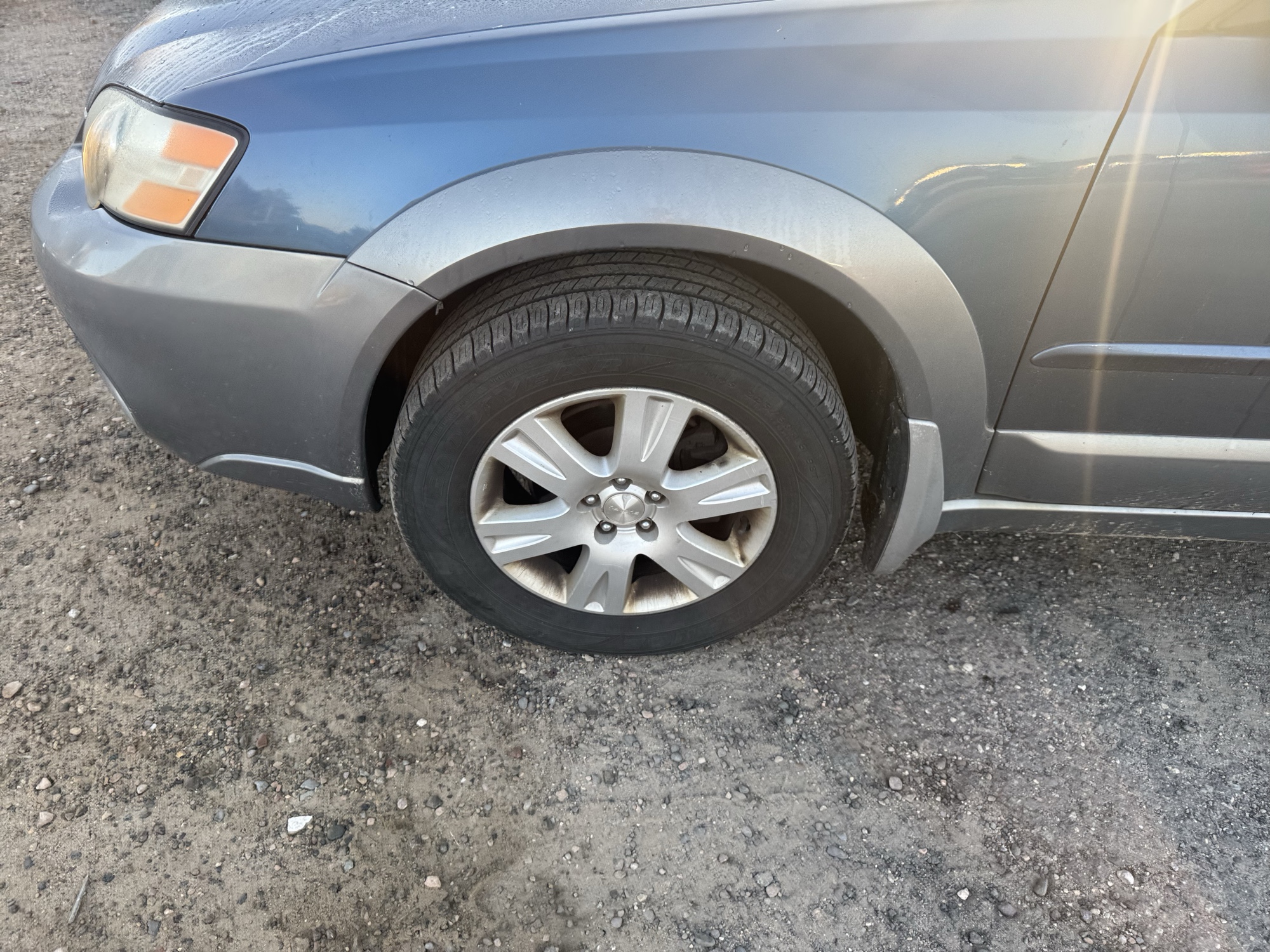 2005 subaru outback 2.5i-wagon with 182524 miles for sale near Elk River, Minnesota 106897_12_drv_front_wheel.jpg