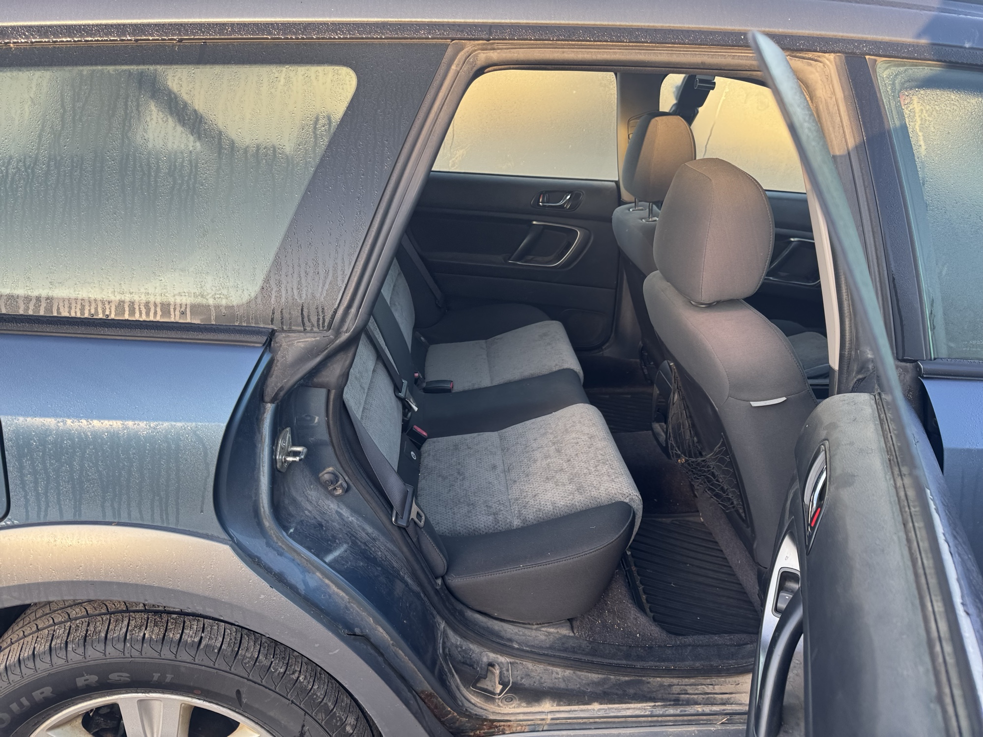 2005 subaru outback 2.5i-wagon with 182524 miles for sale near Elk River, Minnesota 106897_28_pass_rear_seat.jpg