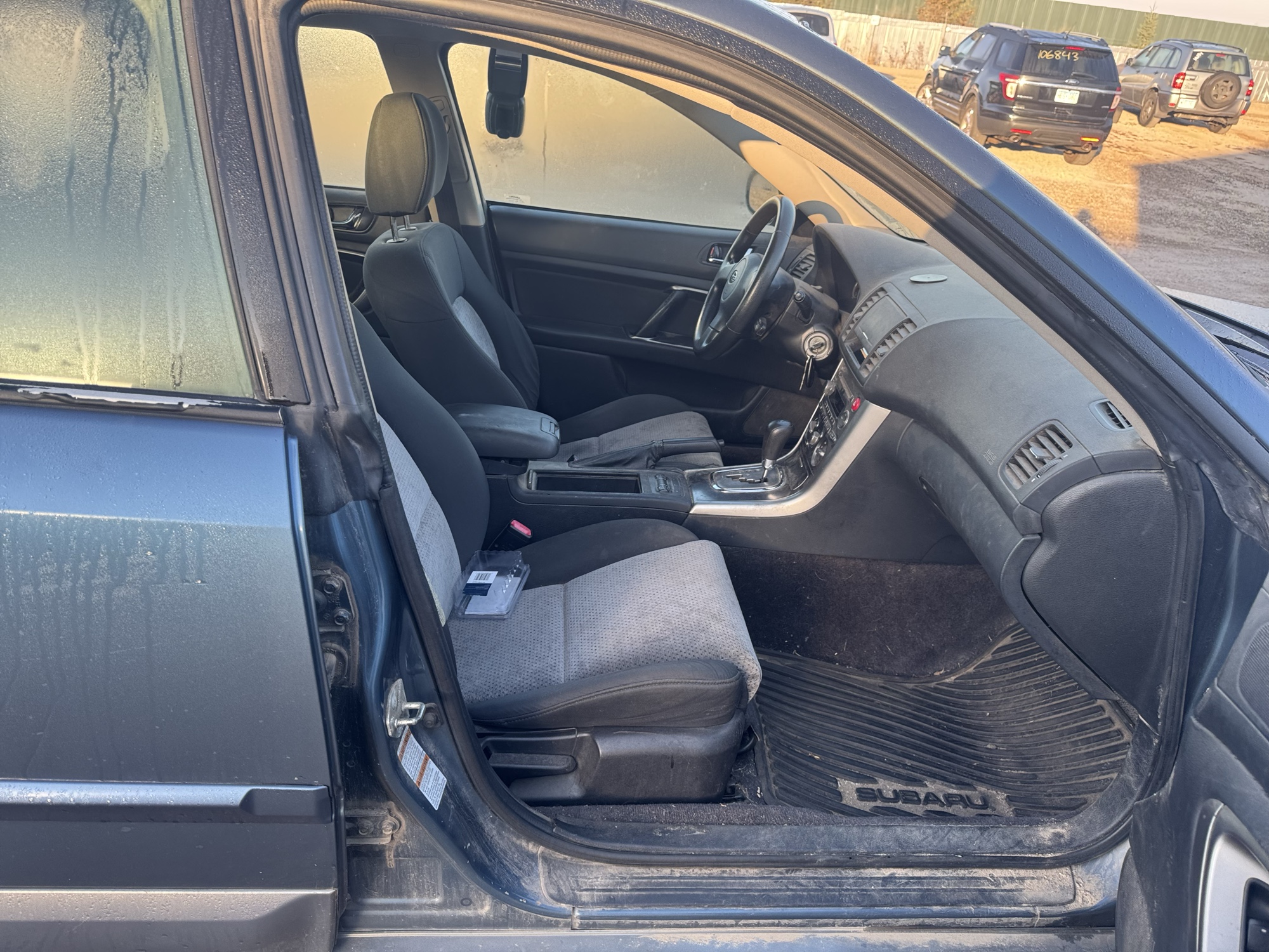2005 subaru outback 2.5i-wagon with 182524 miles for sale near Elk River, Minnesota 106897_31_passenger_seat.jpg