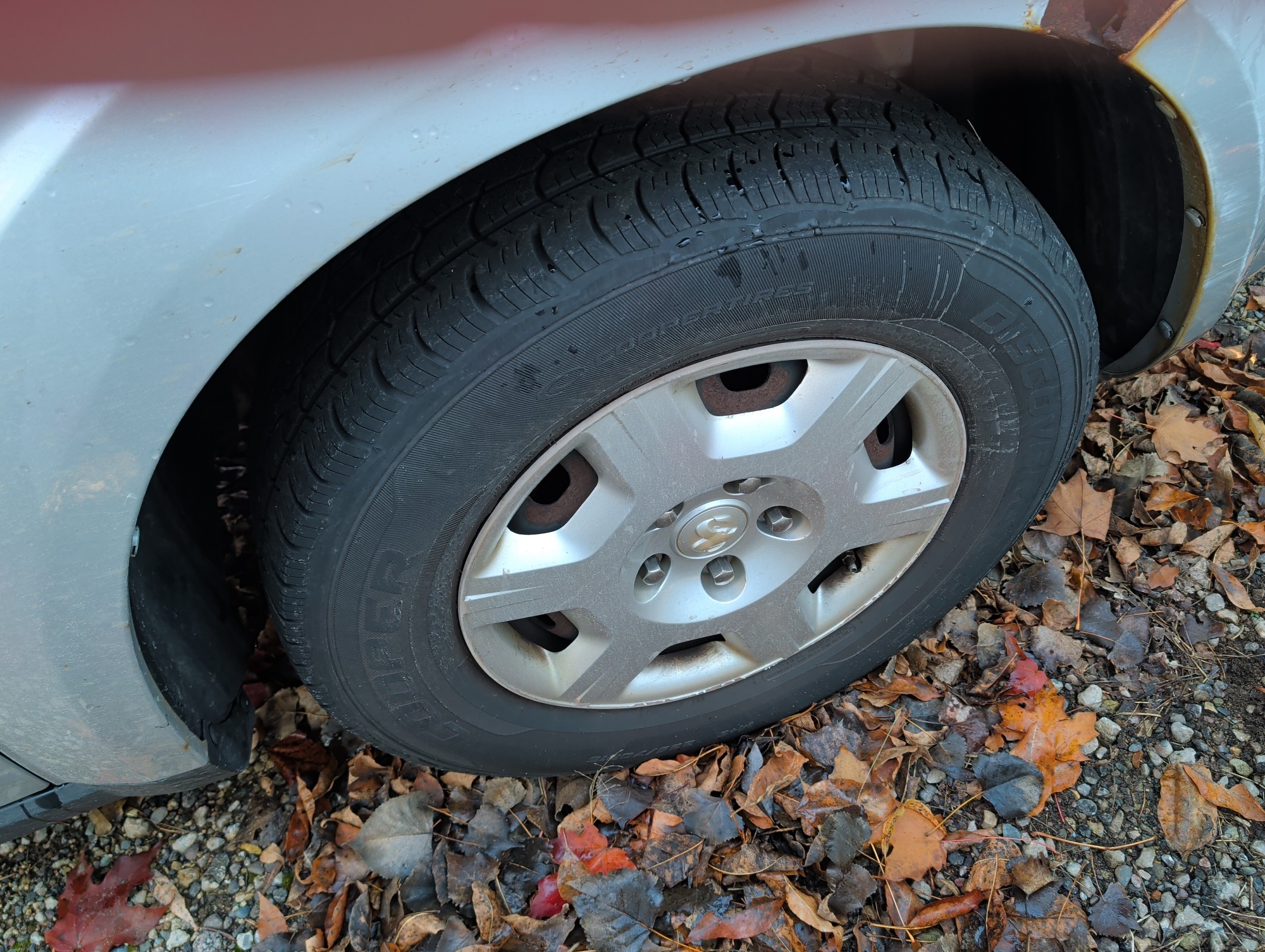2010 dodge journey se with 82225 miles for sale near Elk River, Minnesota 106898_15_front_pass_wheel.jpg