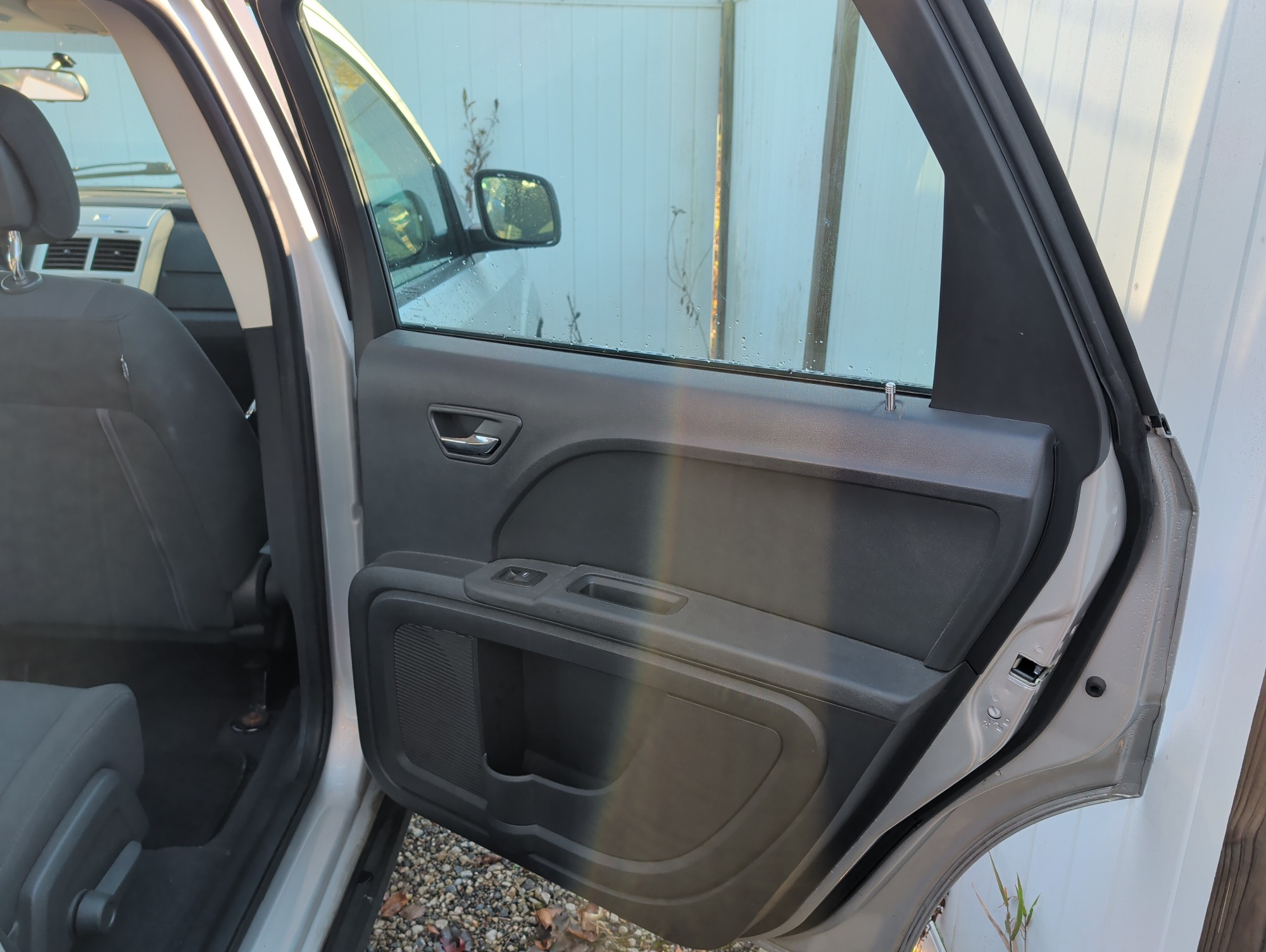 2010 dodge journey se with 82225 miles for sale near Elk River, Minnesota 106898_30_pass_rear_door_panel.jpg