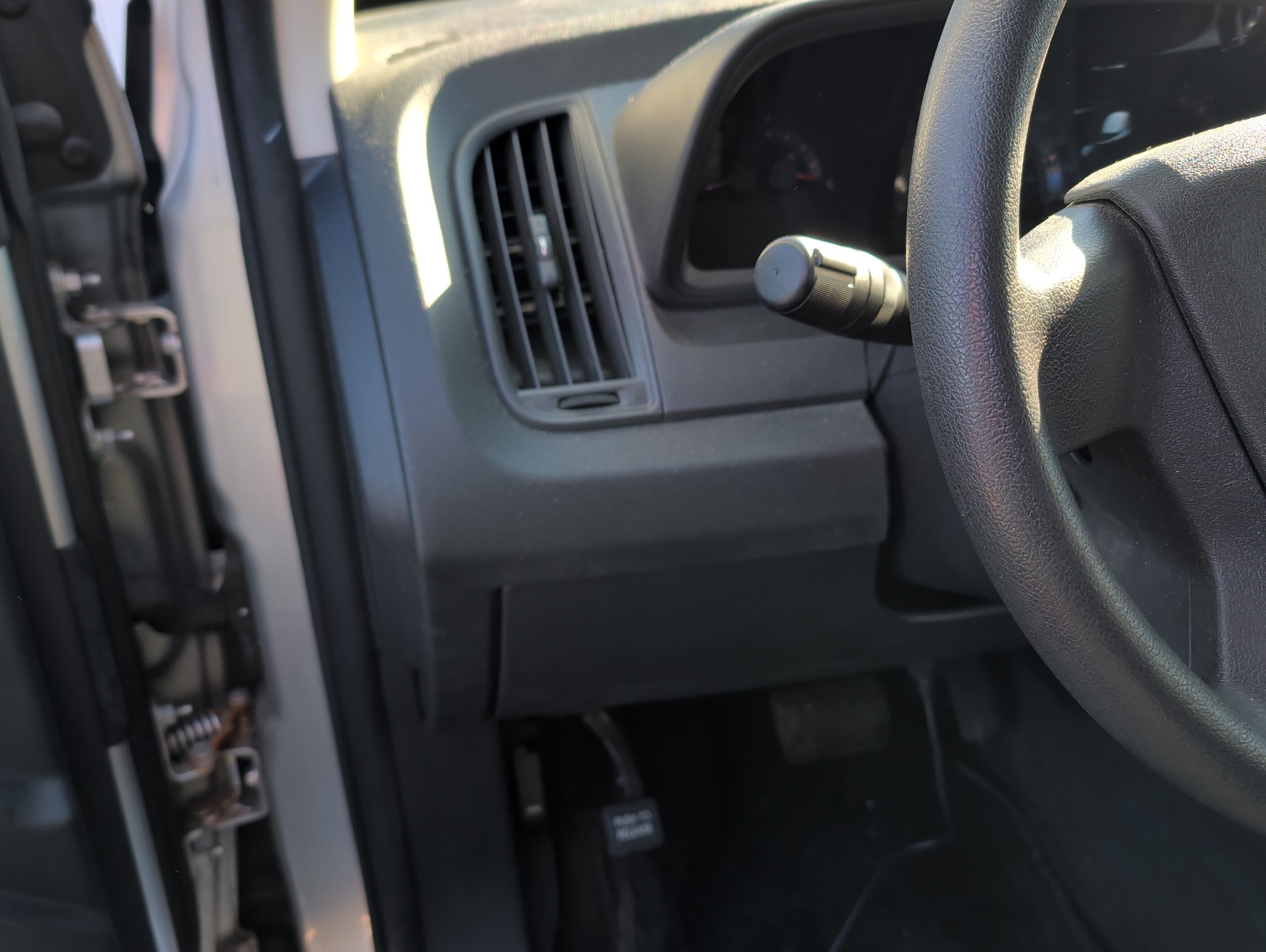 2010 dodge journey se with 82225 miles for sale near Elk River, Minnesota 106898_37_left_of_steering_wheel.jpg