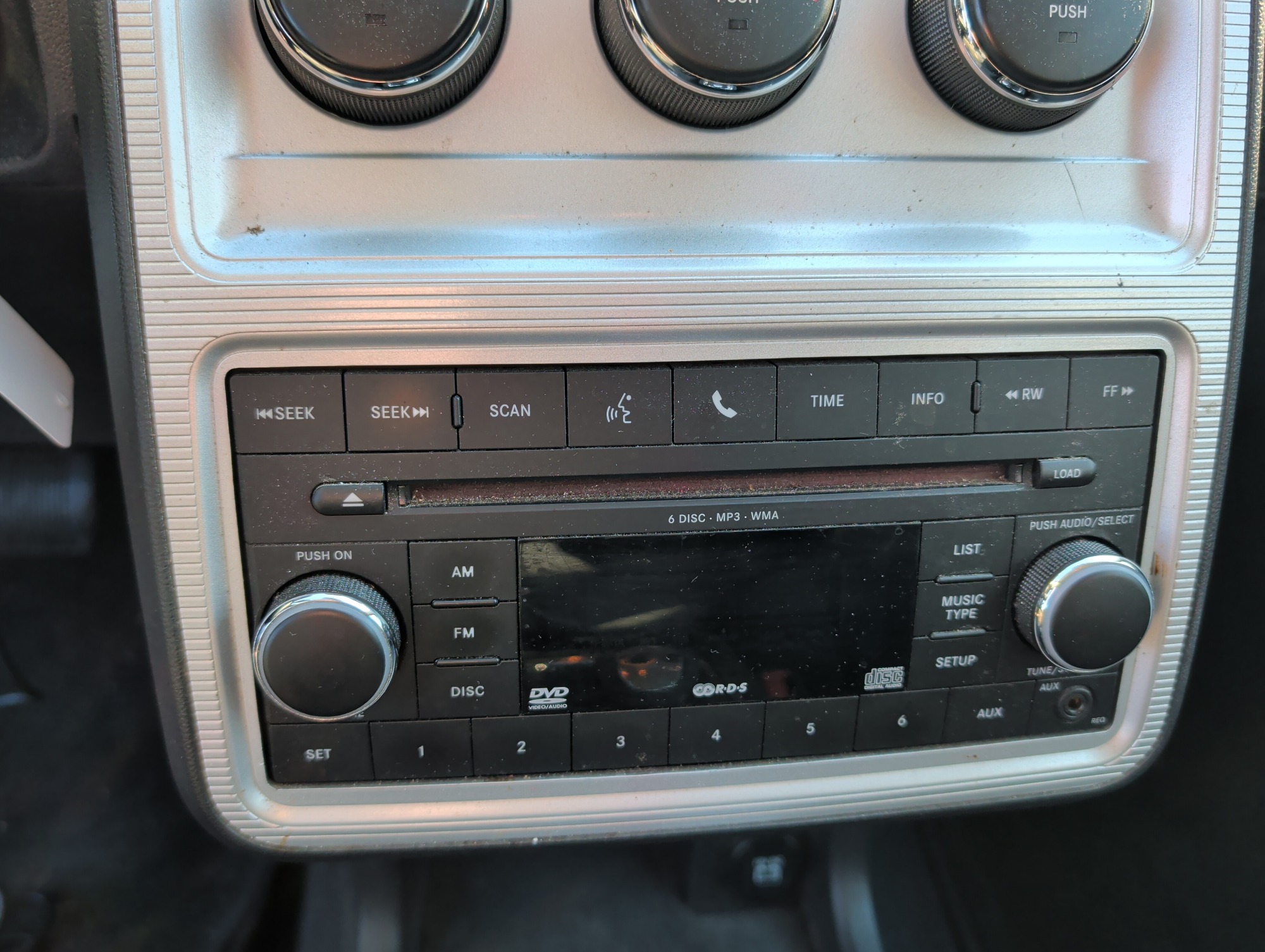 2010 dodge journey se with 82225 miles for sale near Elk River, Minnesota 106898_39_radio_closeup.jpg