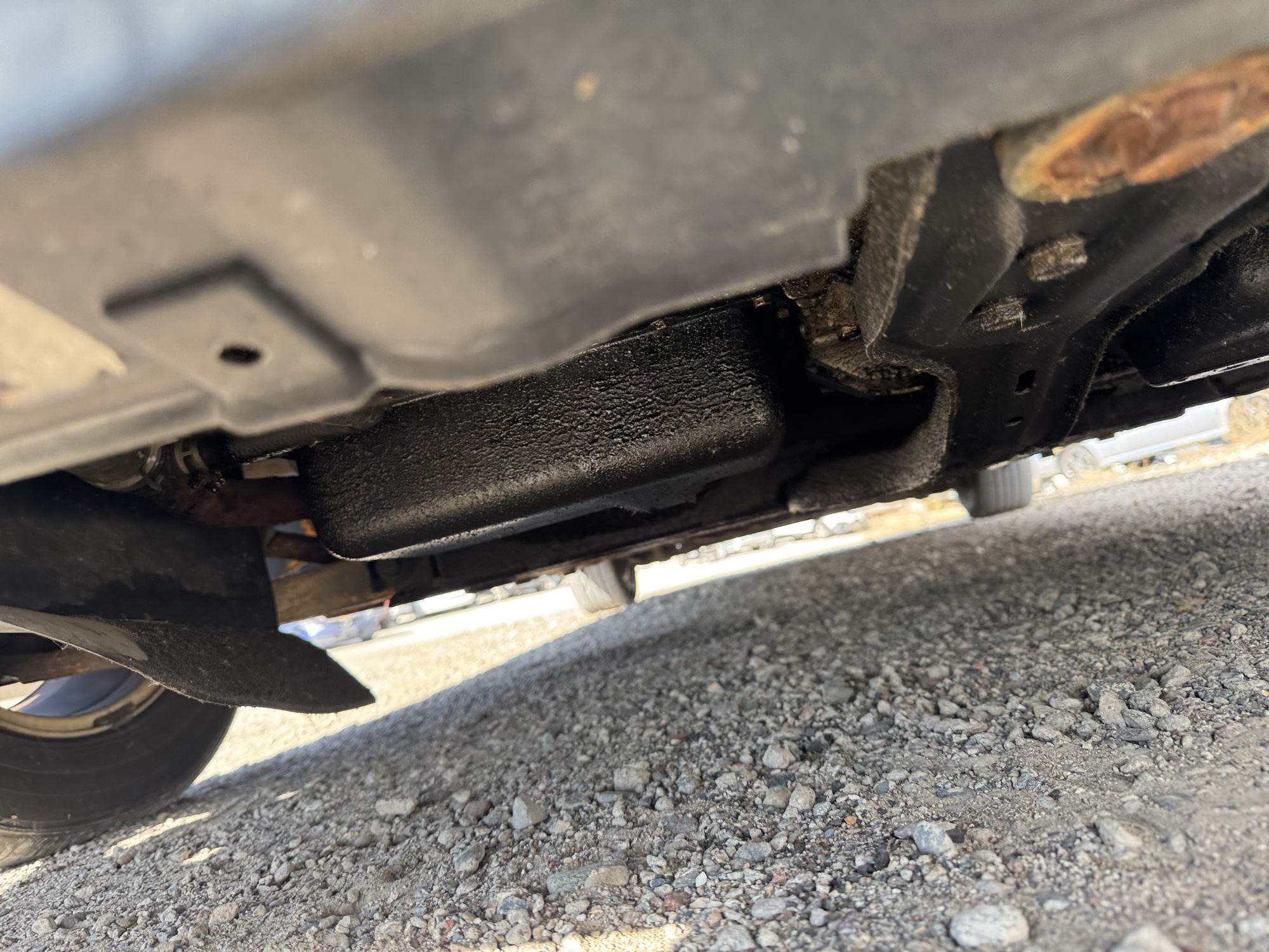 2009 dodge grand-caravan sxt with 228009 miles for sale near Elk River, Minnesota 106901_16_undercar_front.jpg