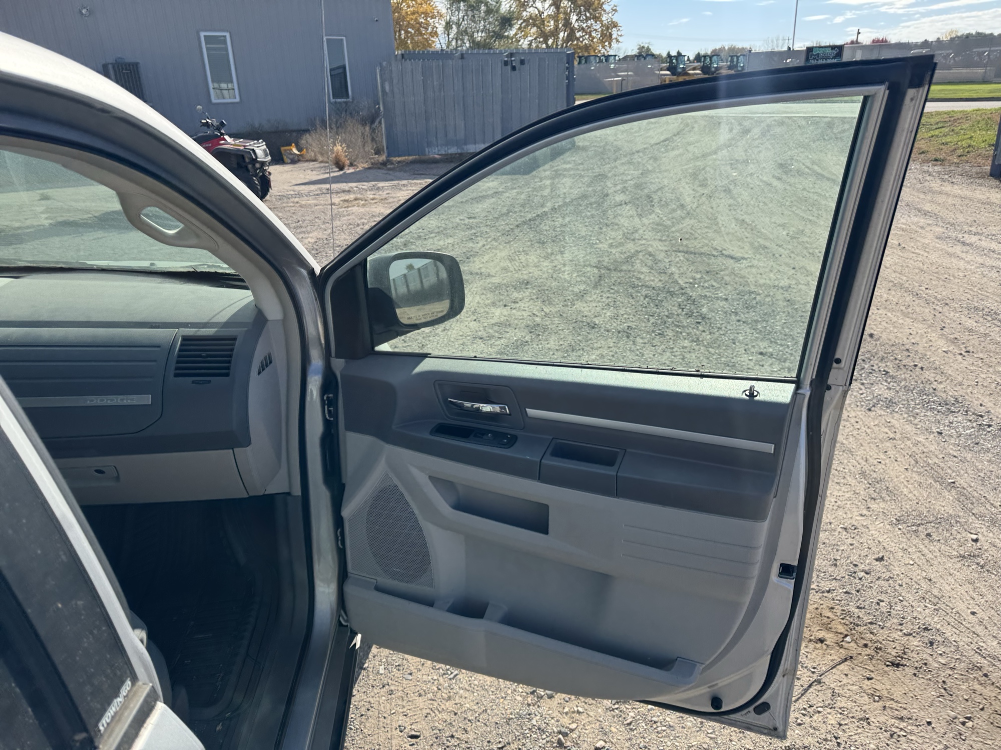 2009 dodge grand-caravan sxt with 228009 miles for sale near Elk River, Minnesota 106901_32_passenger_door_panel.jpg