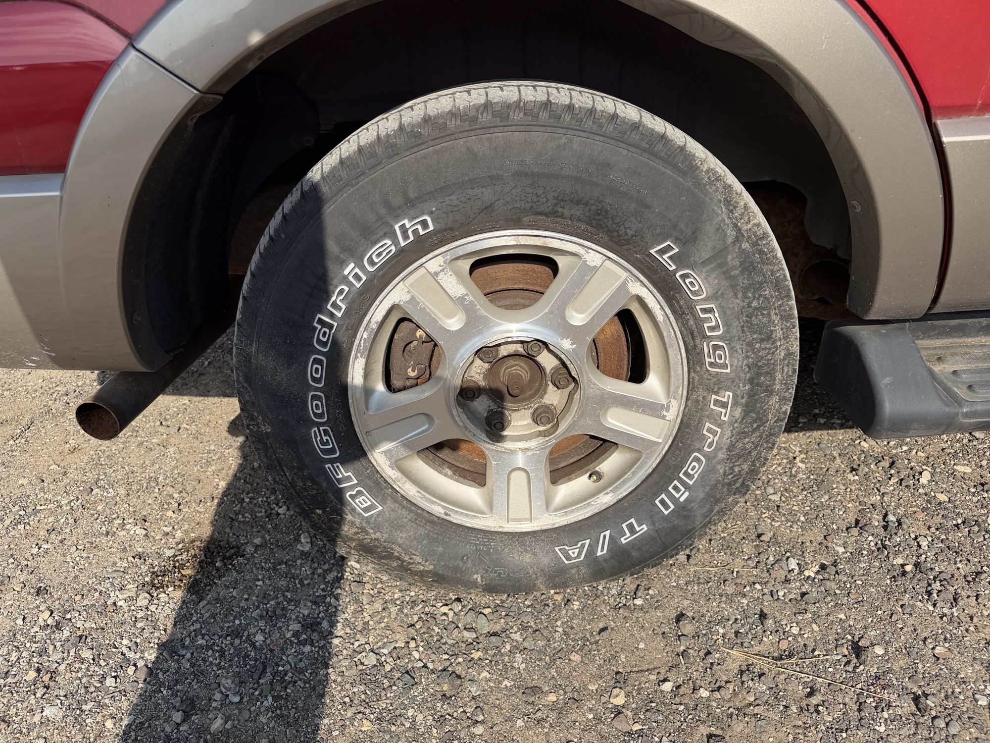 2003 ford expedition eddie-bauer-4wd with 185288 miles for sale near Elk River, Minnesota 106904_14_rear_pass_wheel.jpg