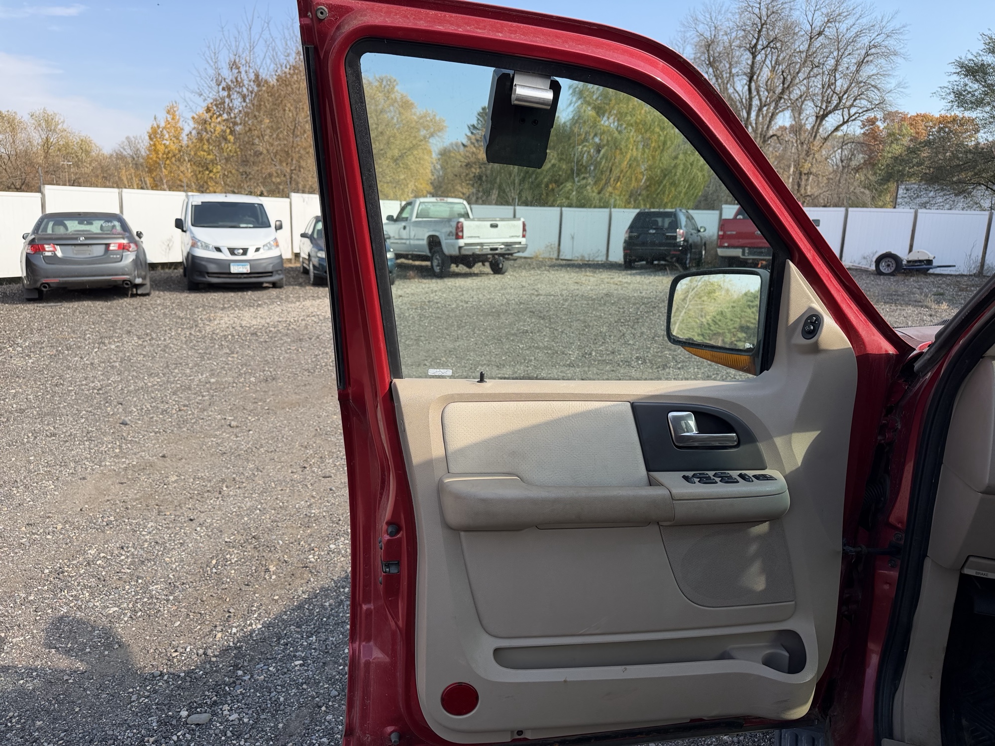 2003 ford expedition eddie-bauer-4wd with 185288 miles for sale near Elk River, Minnesota 106904_23_driver_door_panel.jpg