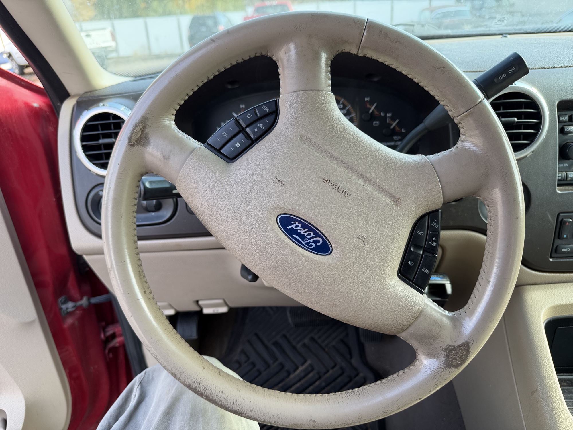 2003 ford expedition eddie-bauer-4wd with 185288 miles for sale near Elk River, Minnesota 106904_36_steering_wheel.jpg