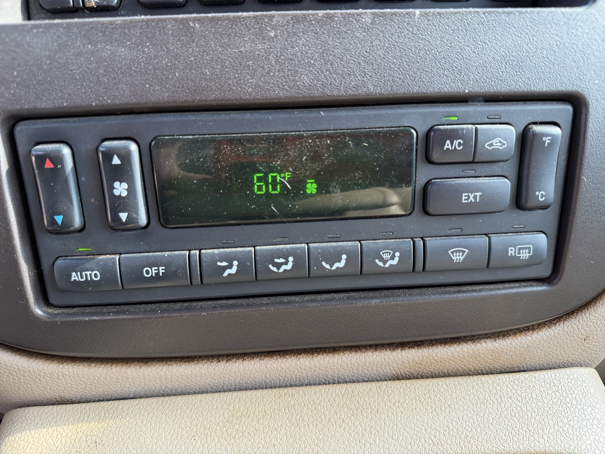 2003 ford expedition eddie-bauer-4wd with 185288 miles for sale near Elk River, Minnesota 106904_40_climate_control.jpg