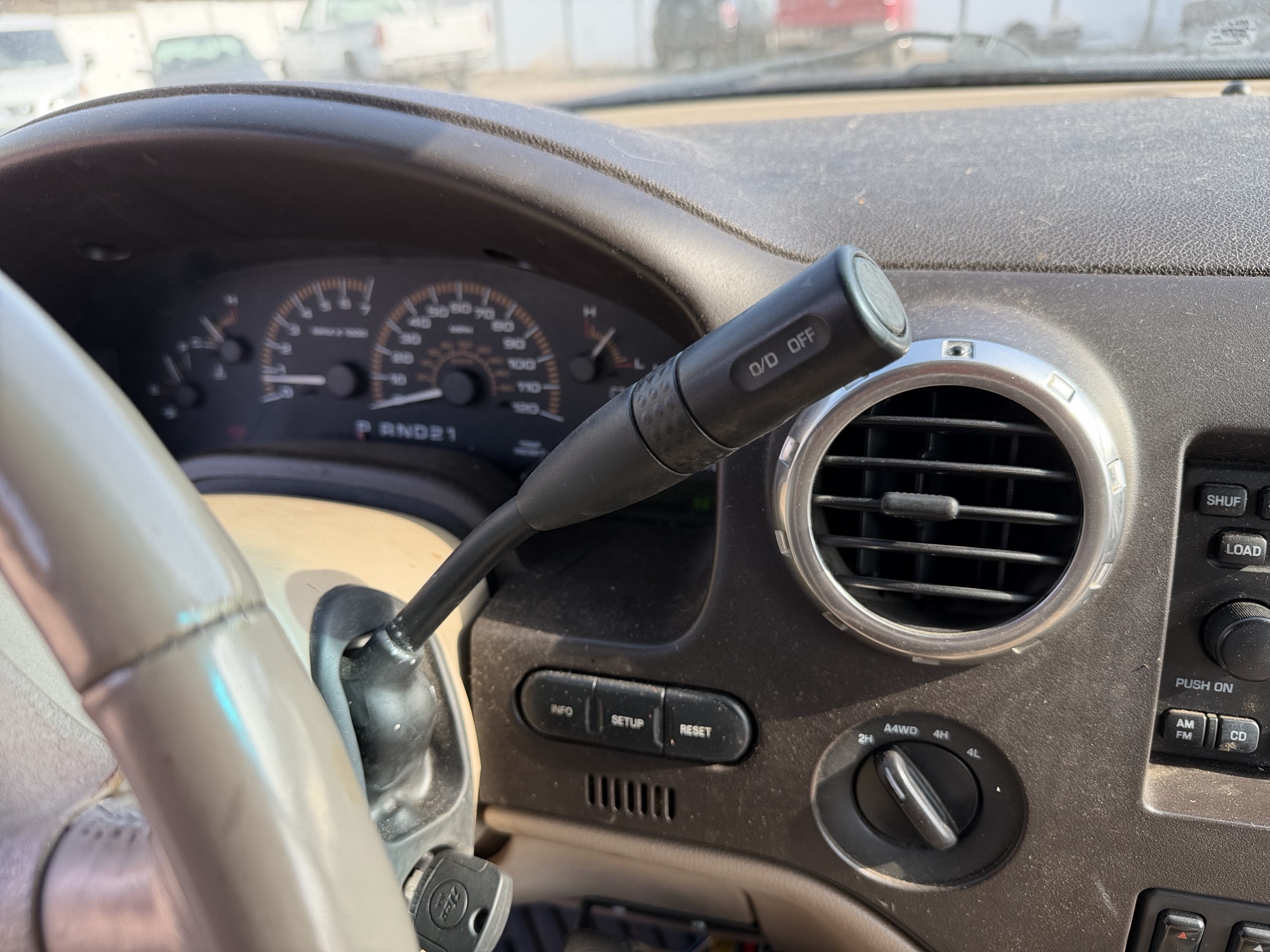2003 ford expedition eddie-bauer-4wd with 185288 miles for sale near Elk River, Minnesota 106904_41_shifter.jpg