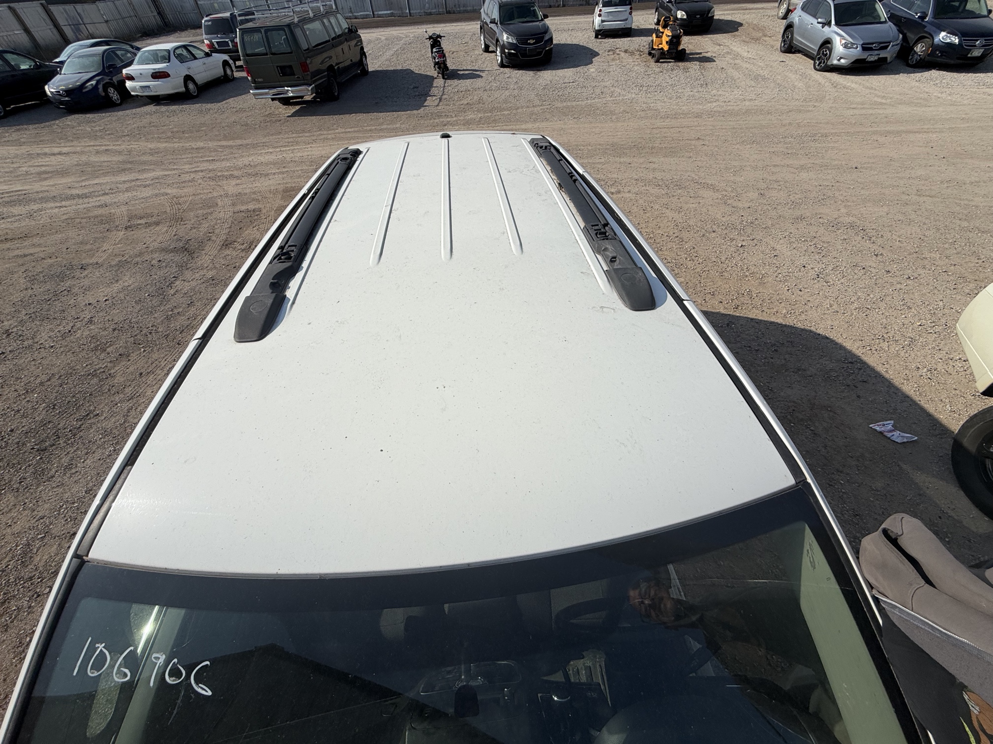 2011 chrysler town-and-country touring with 313810 miles for sale near Elk River, Minnesota 106906_11_roof.jpg