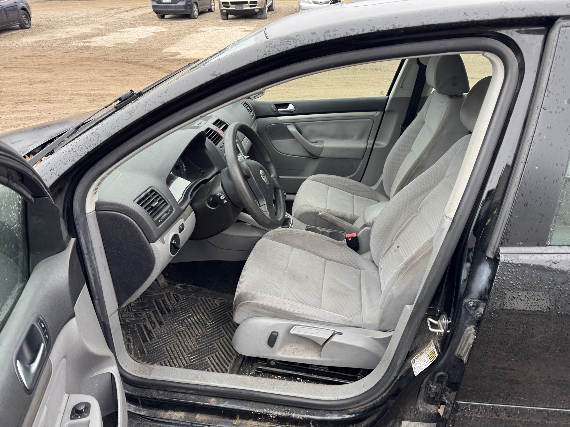 2007 volkswagen rabbit 4-door with 269730 miles for sale near Elk River, Minnesota 106907_22_driver_seat.jpg