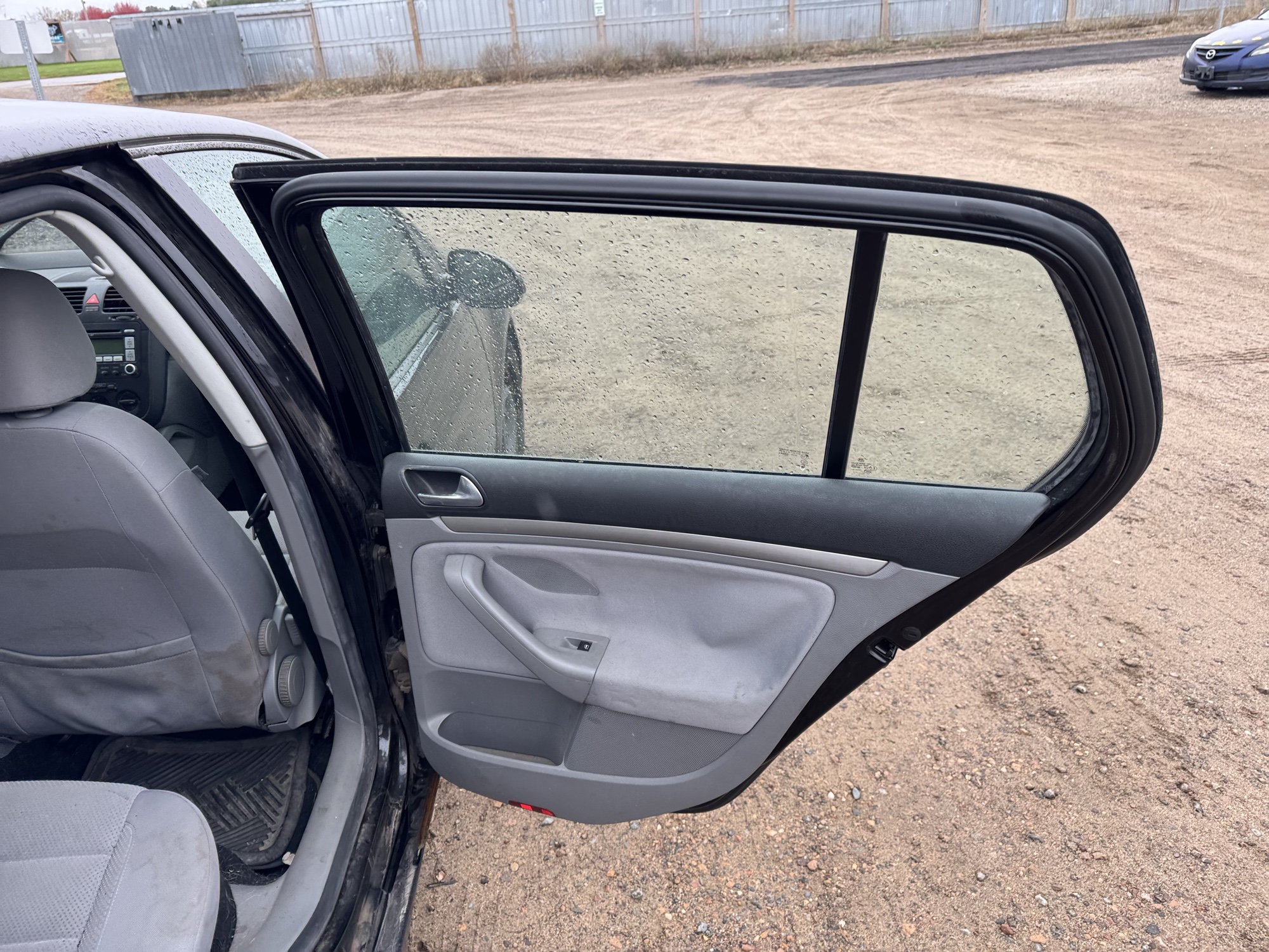 2007 volkswagen rabbit 4-door with 269730 miles for sale near Elk River, Minnesota 106907_30_pass_rear_door_panel.jpg