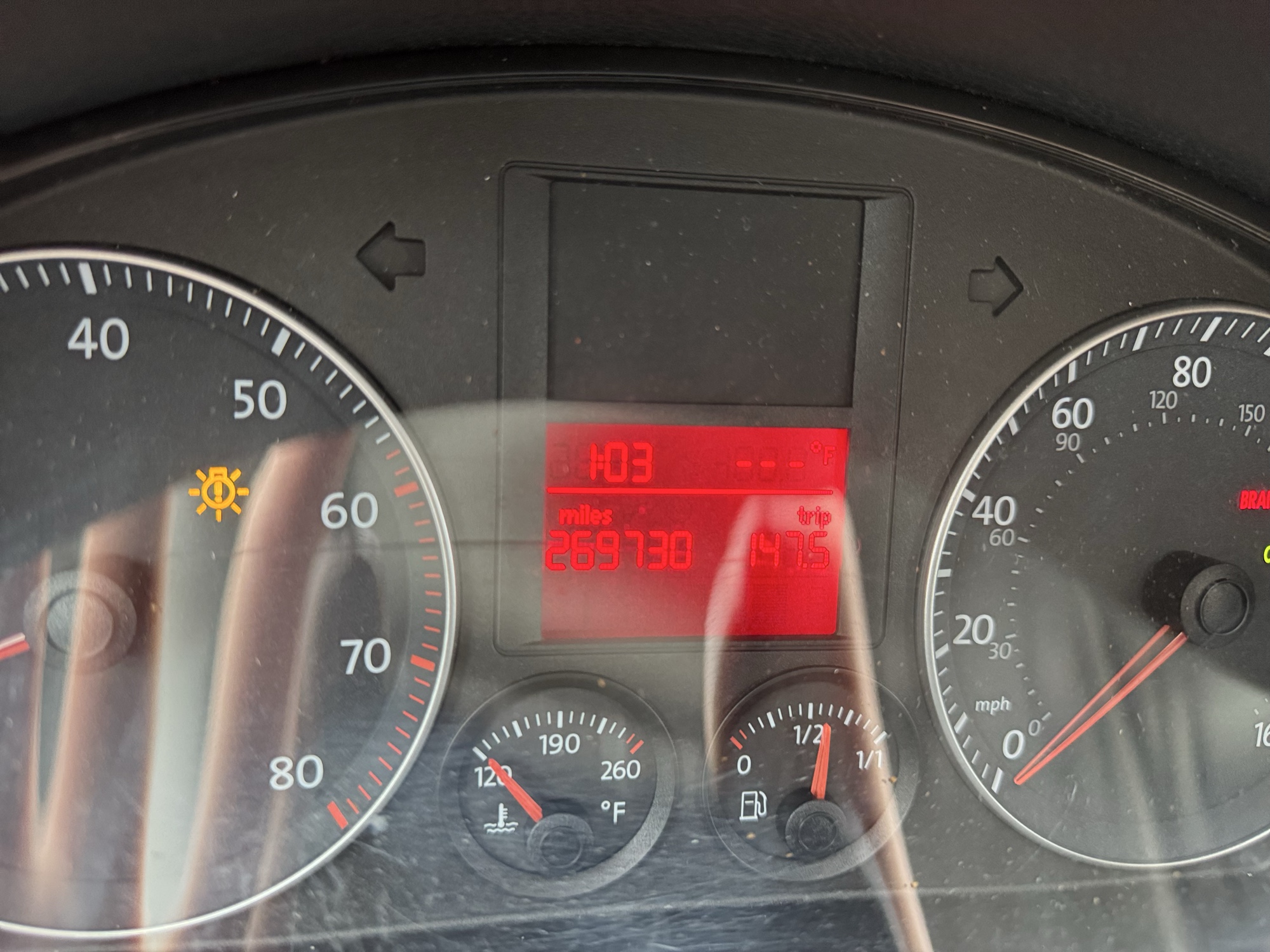 2007 volkswagen rabbit 4-door with 269730 miles for sale near Elk River, Minnesota 106907_44_mileage_closeup.jpg