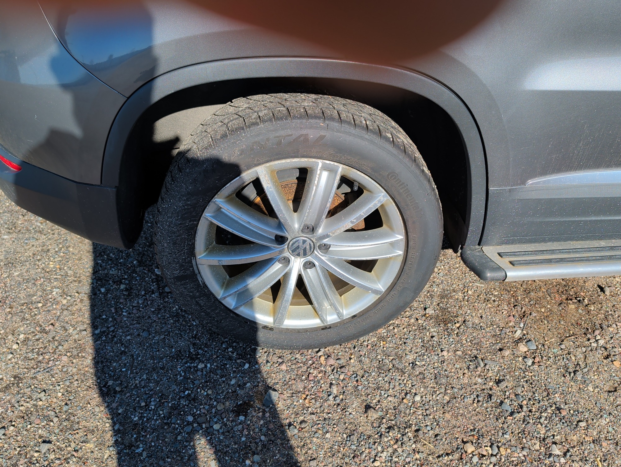 2014 volkswagen tiguan se-4motion with 167934 miles for sale near Elk River, Minnesota 106908_14_rear_pass_wheel.jpg
