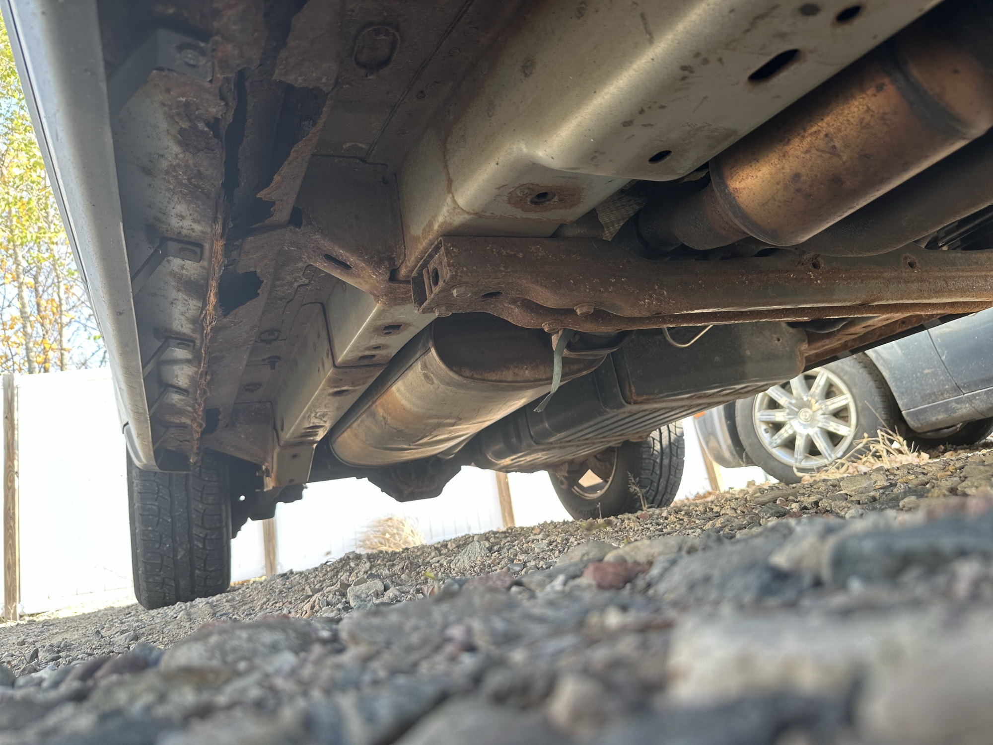 2005 jeep grand-cherokee laredo-4wd for sale near Elk River, Minnesota 106910_21_undercar_pass_side.jpg