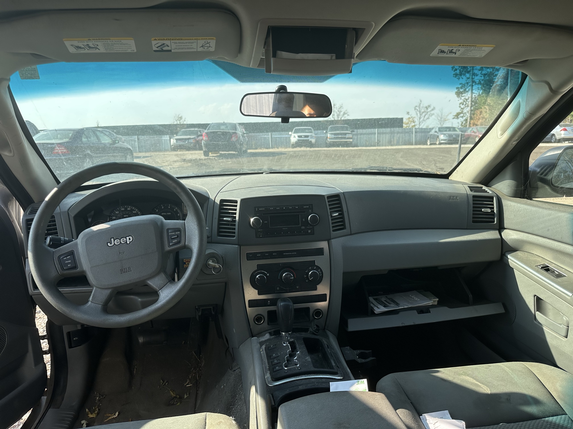 2005 jeep grand-cherokee laredo-4wd for sale near Elk River, Minnesota 106910_34_whole_dash.jpg
