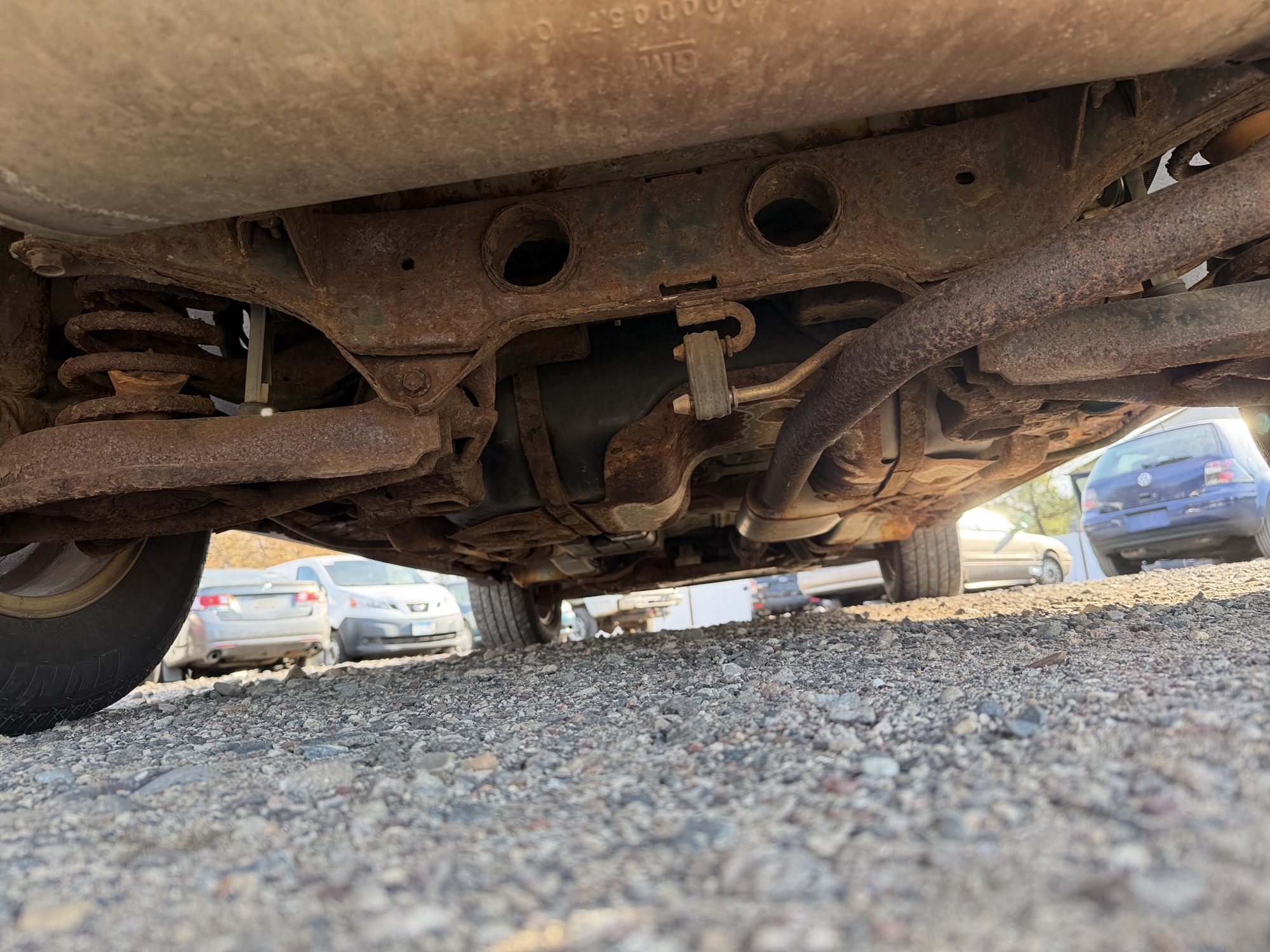 2008 saturn vue fwd with 222898 miles for sale near Elk River, Minnesota 106913_19_undercar_rear.jpg