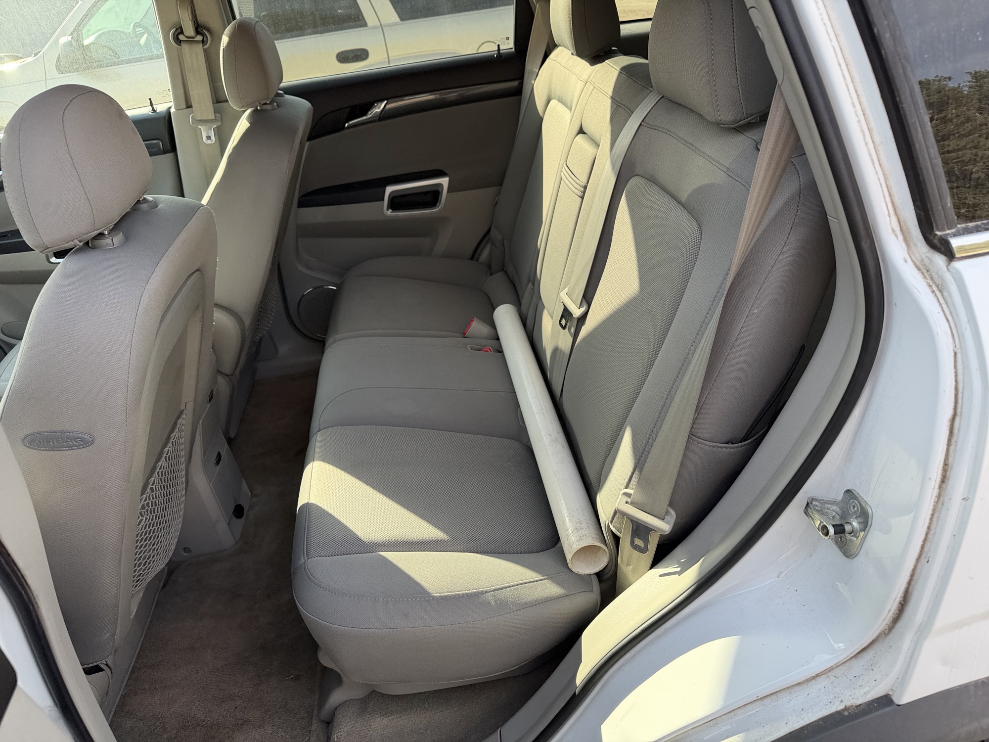 2008 saturn vue fwd with 222898 miles for sale near Elk River, Minnesota 106913_24_drv_rear_seat.jpg
