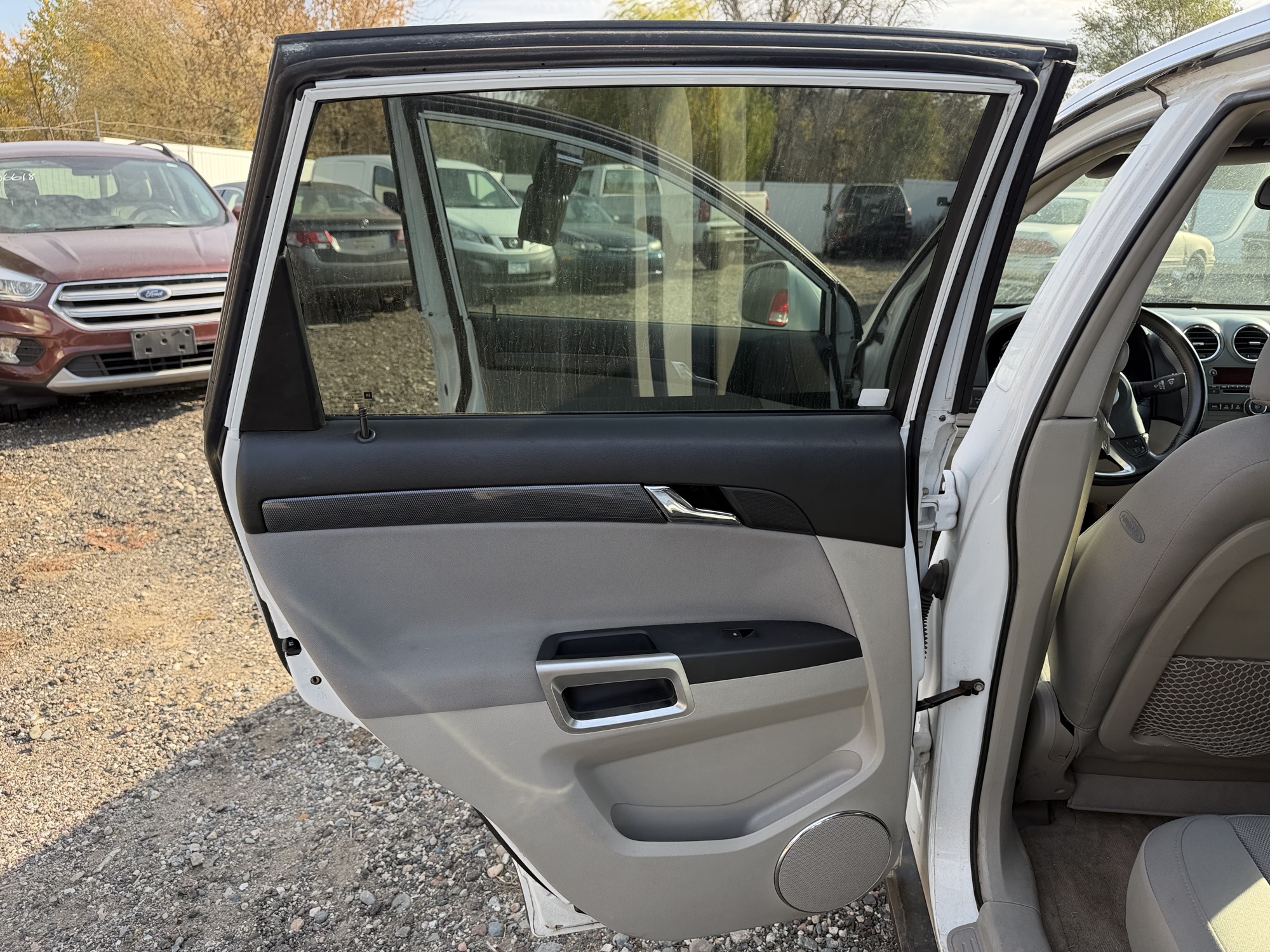 2008 saturn vue fwd with 222898 miles for sale near Elk River, Minnesota 106913_25_drv_rear_door_panel.jpg