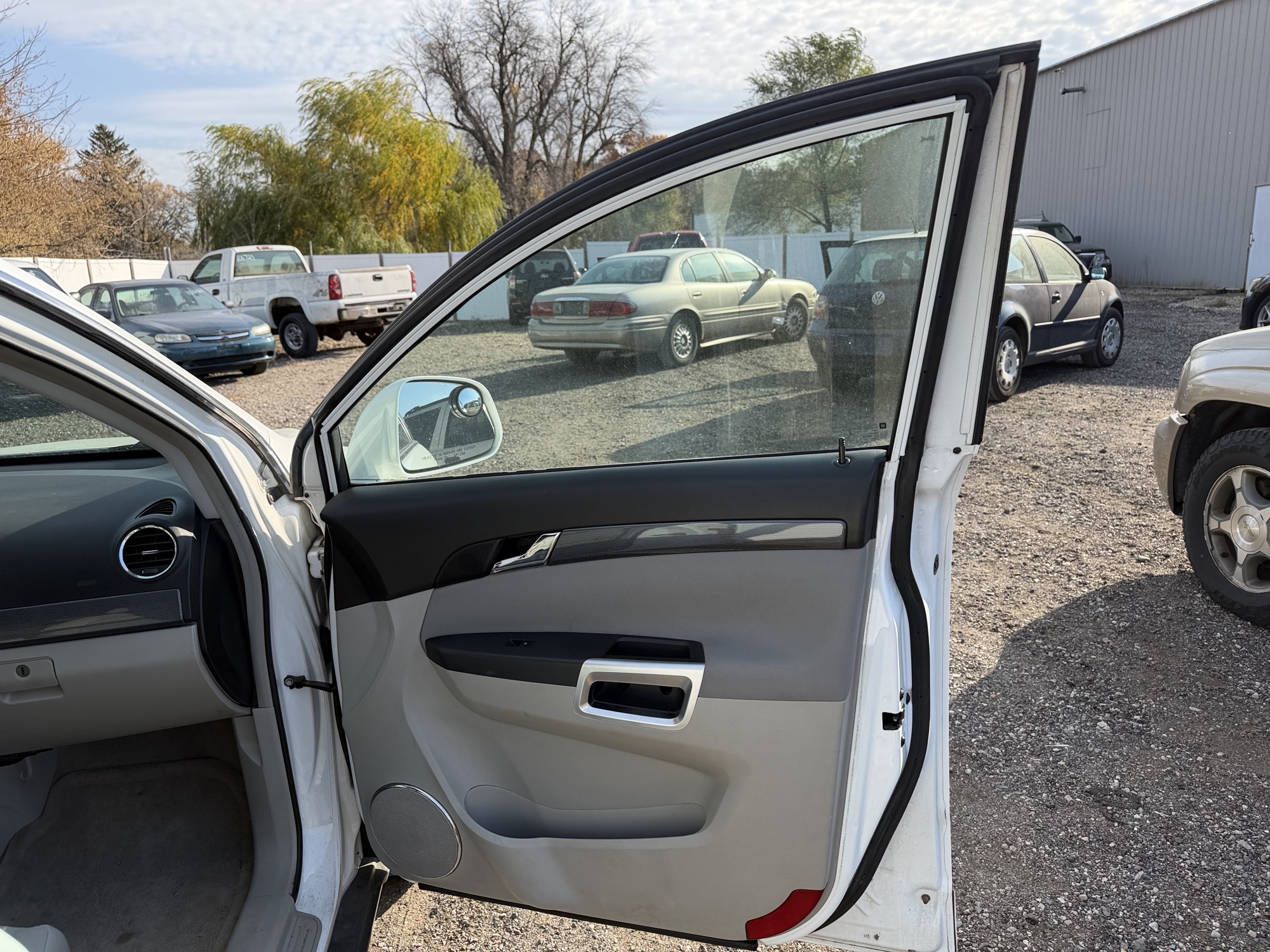 2008 saturn vue fwd with 222898 miles for sale near Elk River, Minnesota 106913_32_passenger_door_panel.jpg