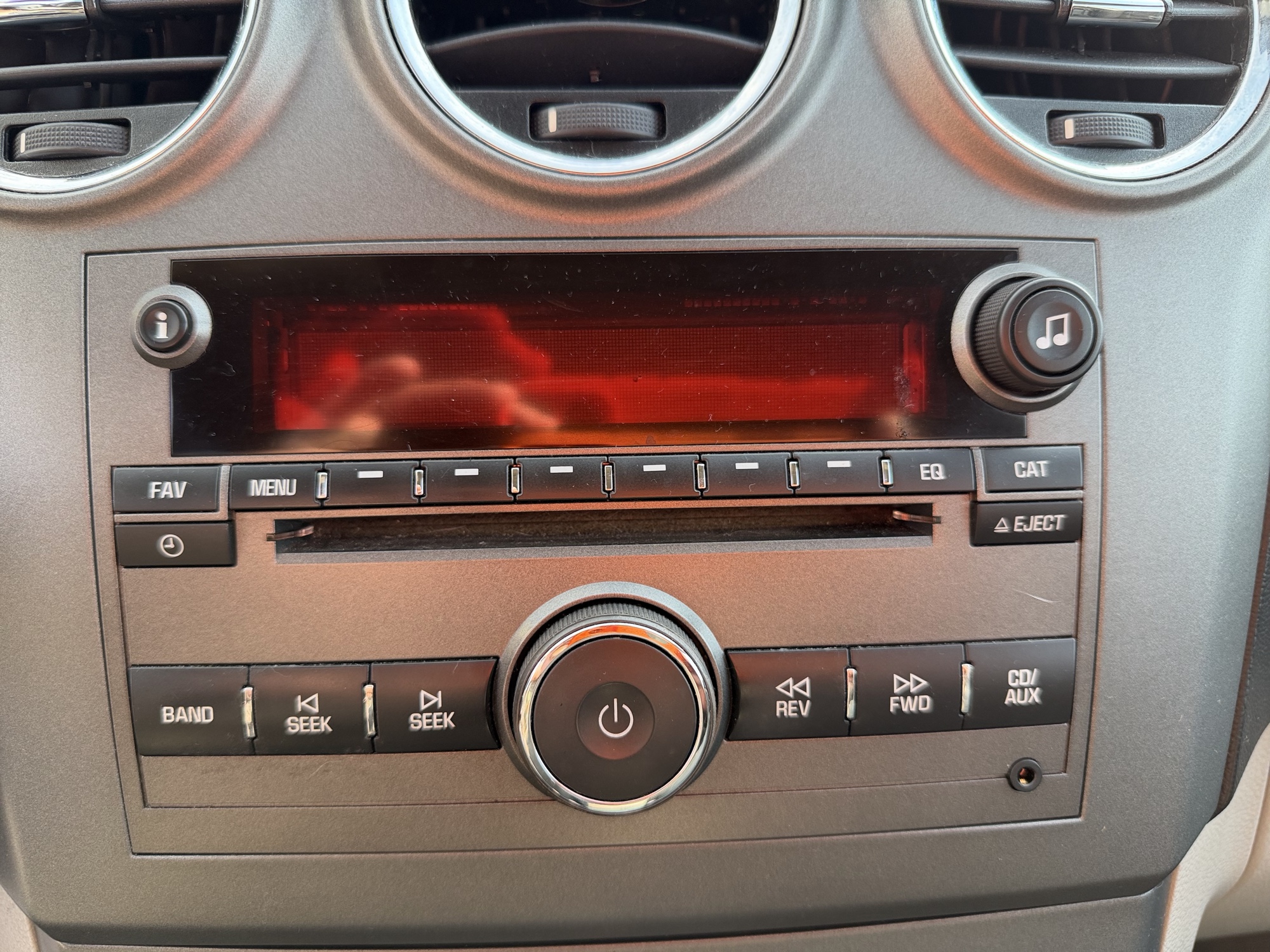 2008 saturn vue fwd with 222898 miles for sale near Elk River, Minnesota 106913_39_radio_closeup.jpg
