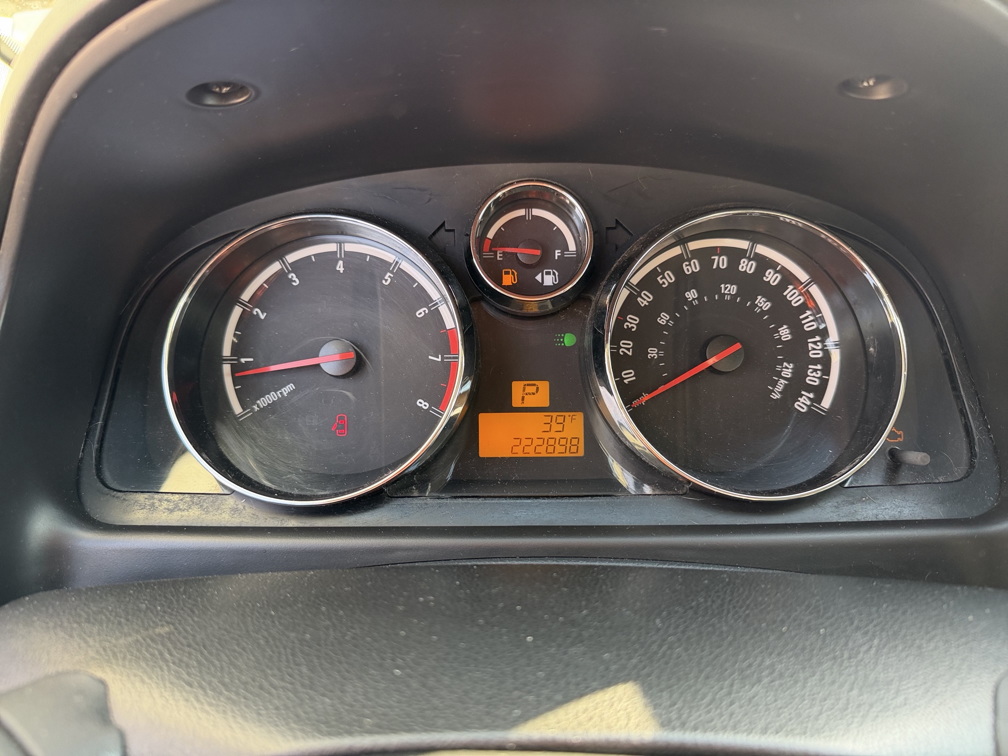 2008 saturn vue fwd with 222898 miles for sale near Elk River, Minnesota 106913_43_gauge_cluster.jpg