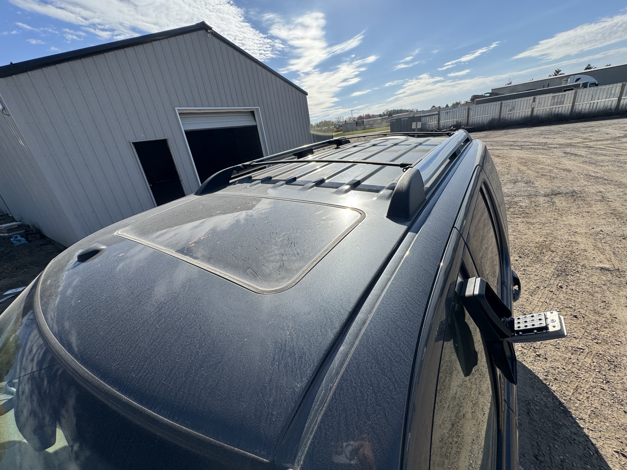 2010 mercury mountaineer premier-4.0l-awd with 95037 miles for sale near Elk River, Minnesota 106914_11_roof.jpg