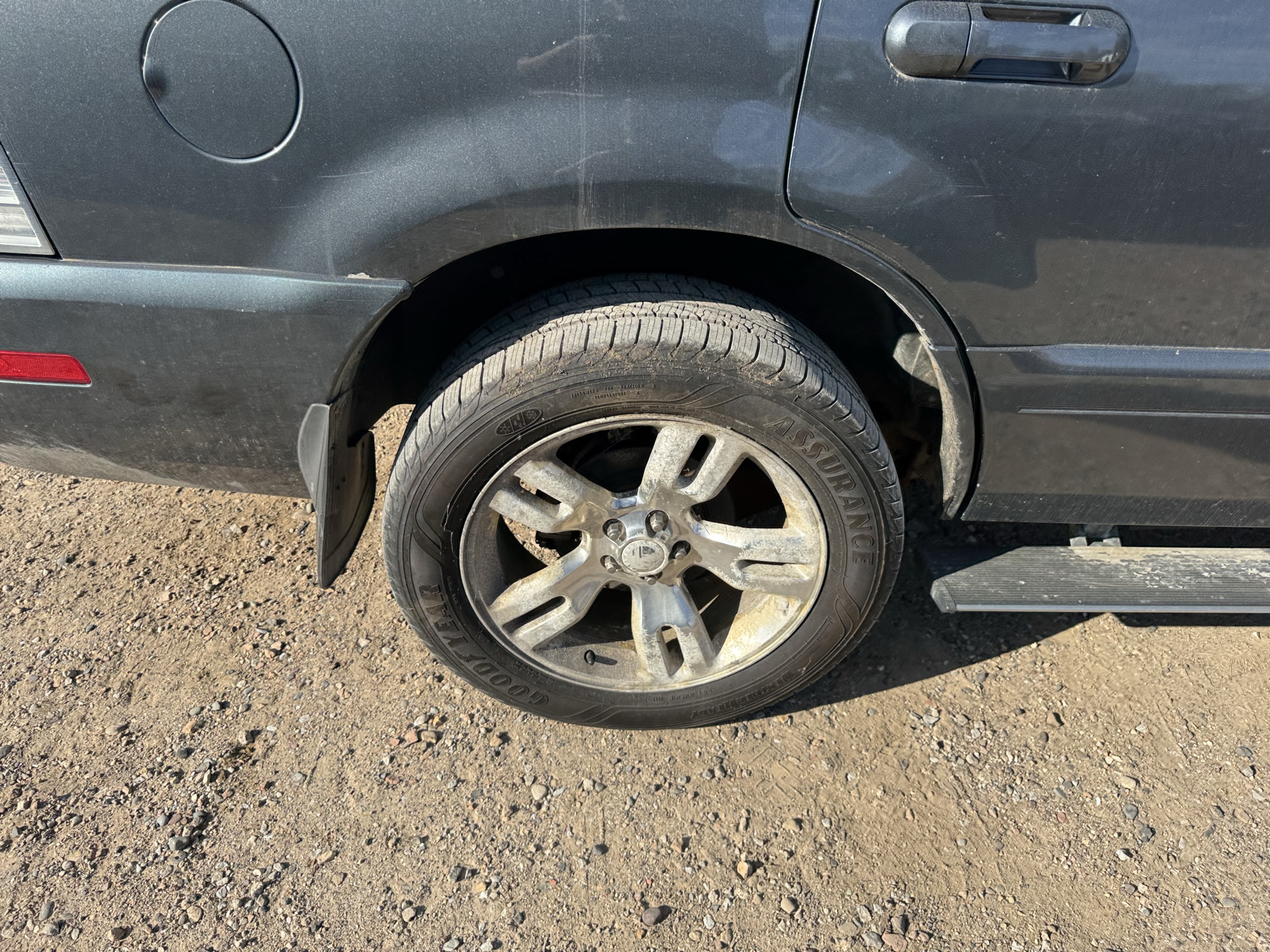 2010 mercury mountaineer premier-4.0l-awd with 95037 miles for sale near Elk River, Minnesota 106914_14_rear_pass_wheel.jpg