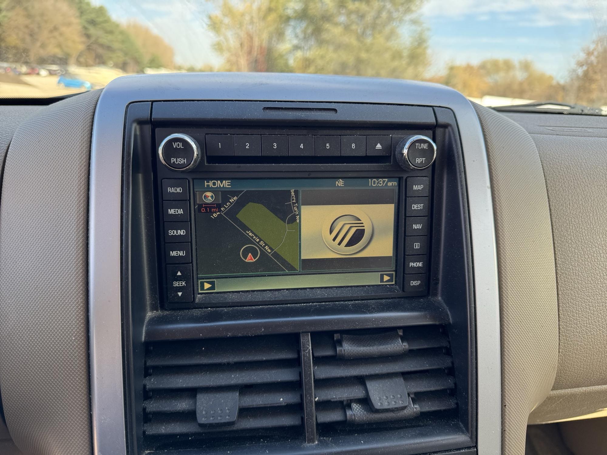 2010 mercury mountaineer premier-4.0l-awd with 95037 miles for sale near Elk River, Minnesota 106914_39_radio_closeup.jpg