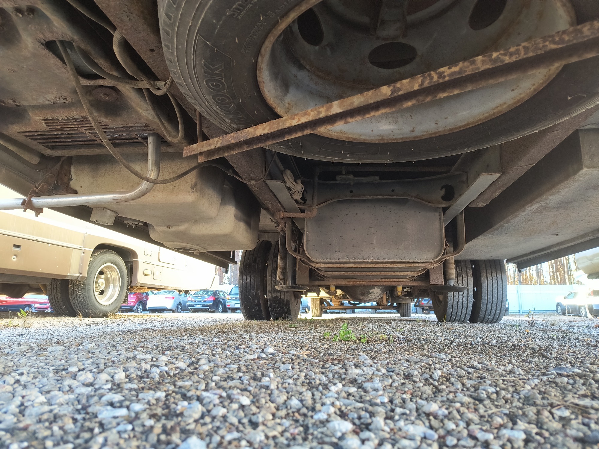 2000 ford mh-stripped-chassis - with 43137 miles for sale near Elk River, Minnesota 106915_19_undercar_rear.jpg