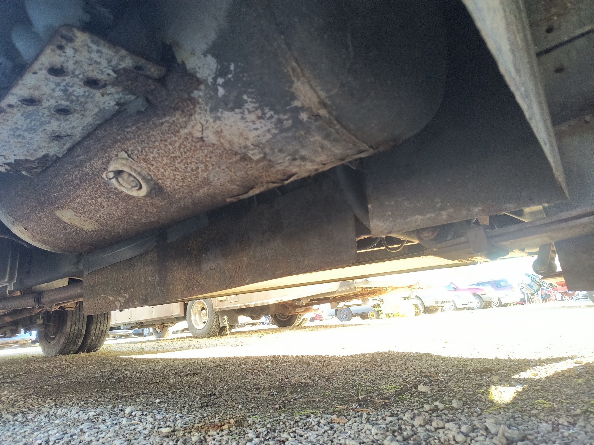 2000 ford mh-stripped-chassis - with 43137 miles for sale near Elk River, Minnesota 106915_21_undercar_pass_side.jpg