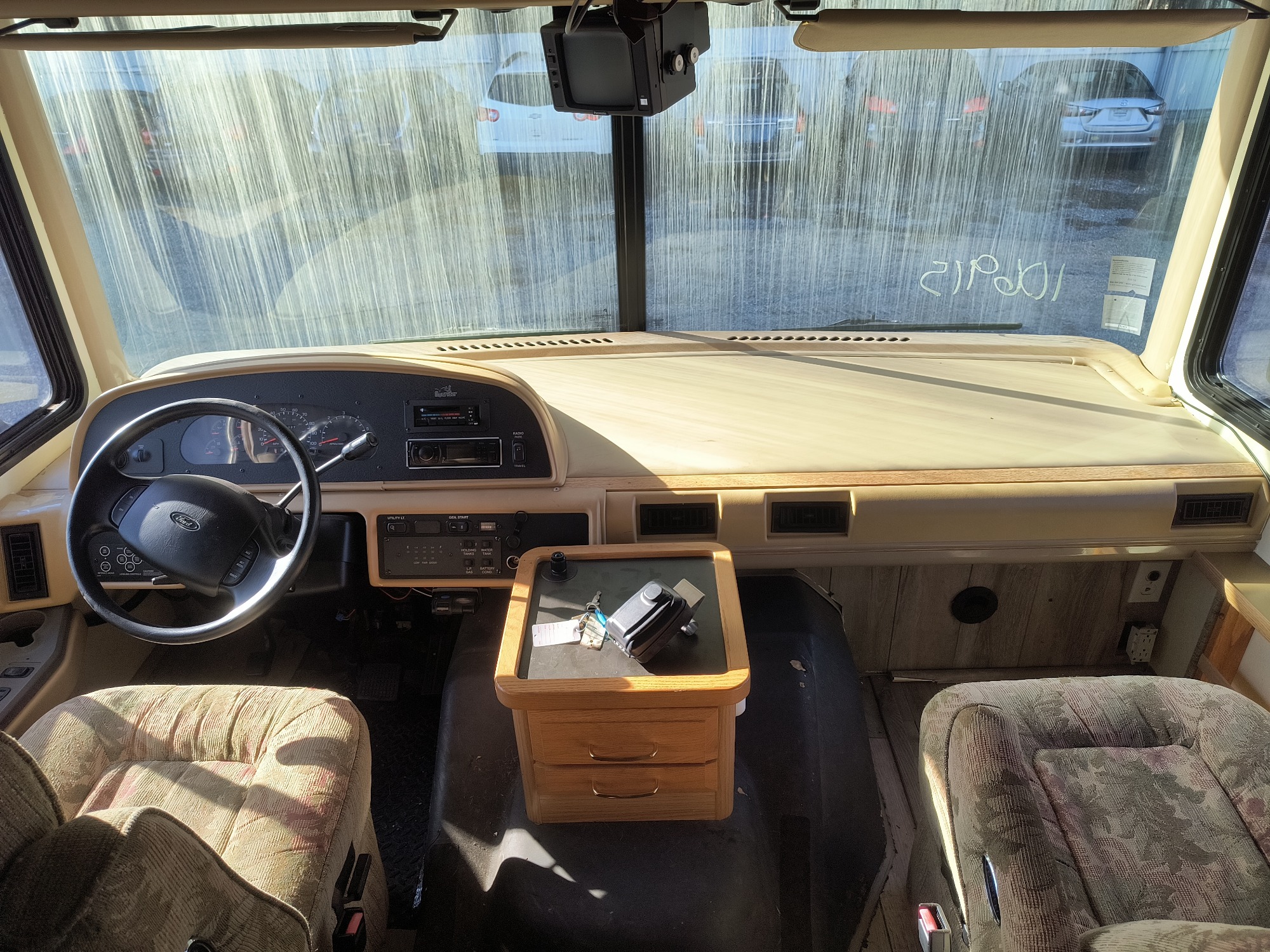 2000 ford mh-stripped-chassis - with 43137 miles for sale near Elk River, Minnesota 106915_34_whole_dash.jpg