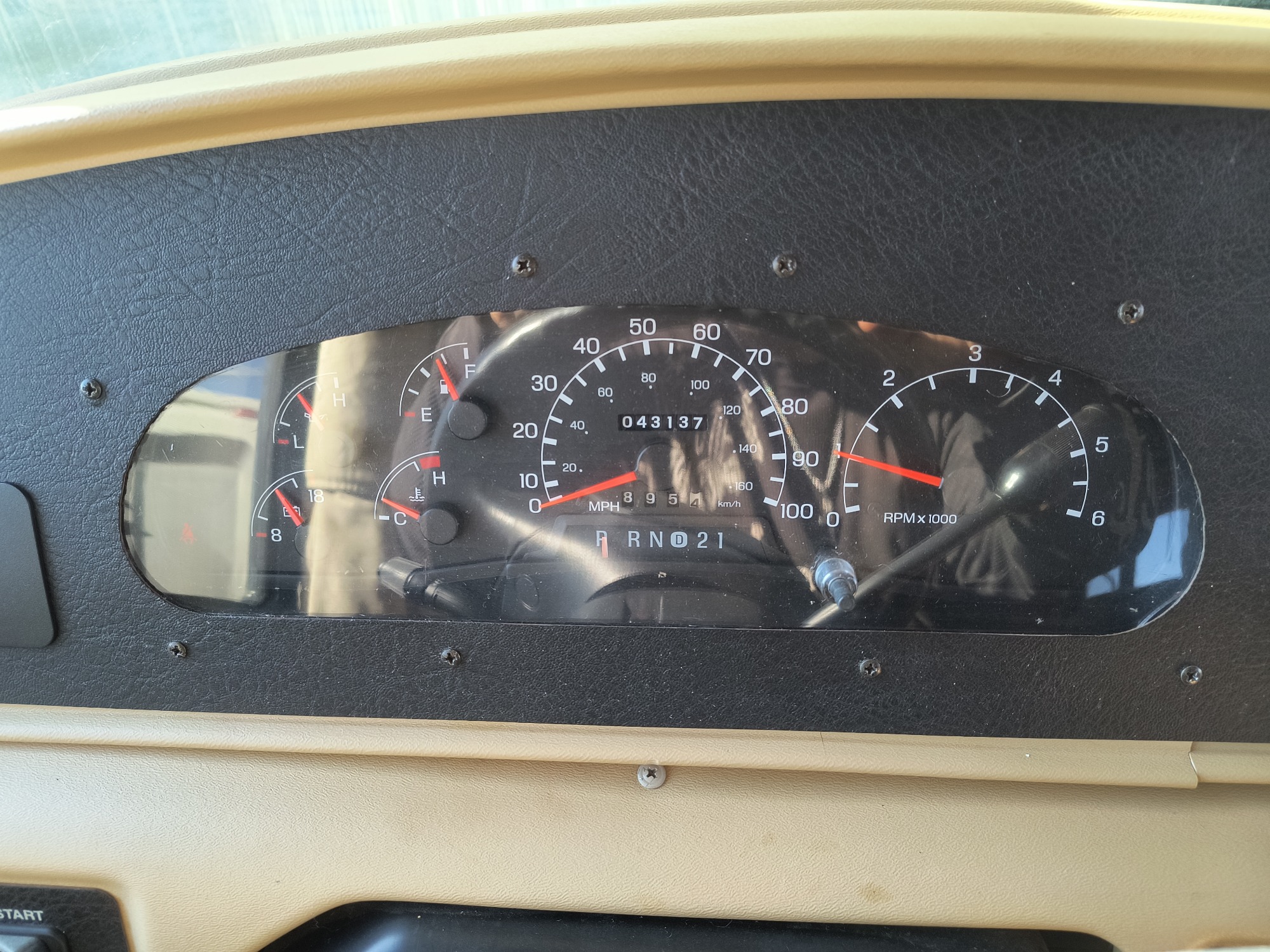 2000 ford mh-stripped-chassis - with 43137 miles for sale near Elk River, Minnesota 106915_43_gauge_cluster.jpg
