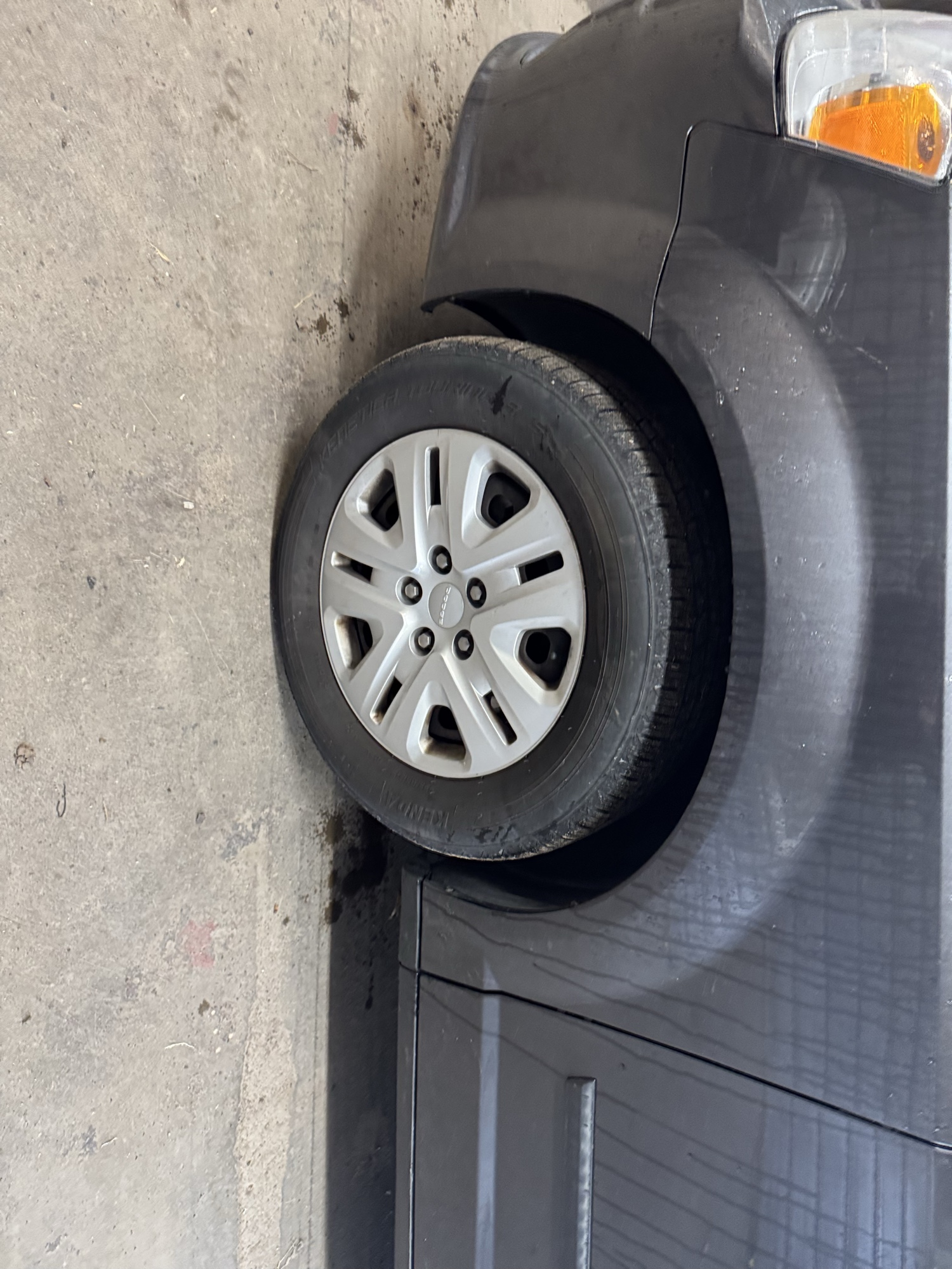 2015 dodge grand-caravan se with 190329 miles for sale near Elk River, Minnesota 106916_12_drv_front_wheel.jpg