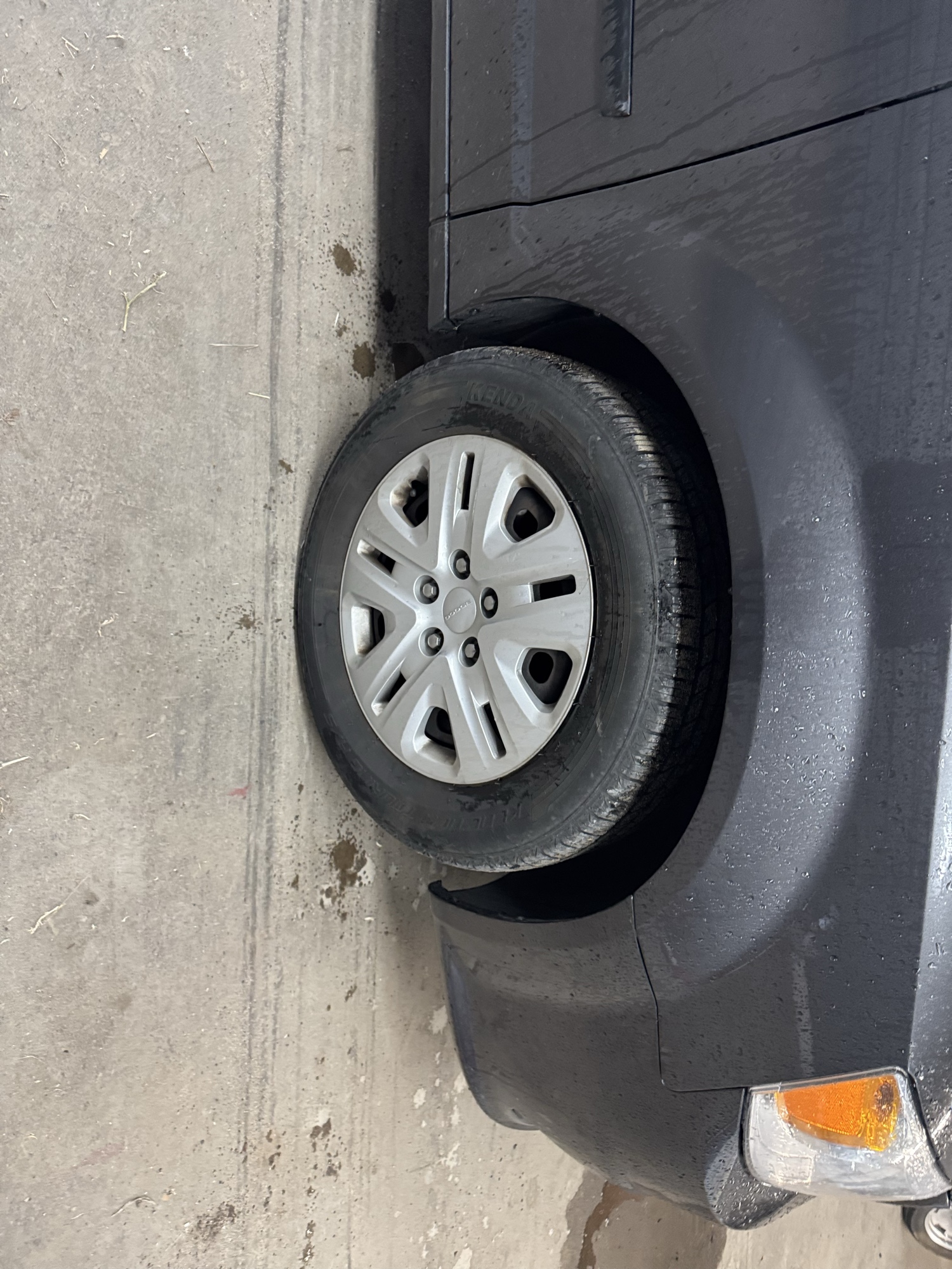 2015 dodge grand-caravan se with 190329 miles for sale near Elk River, Minnesota 106916_15_front_pass_wheel.jpg