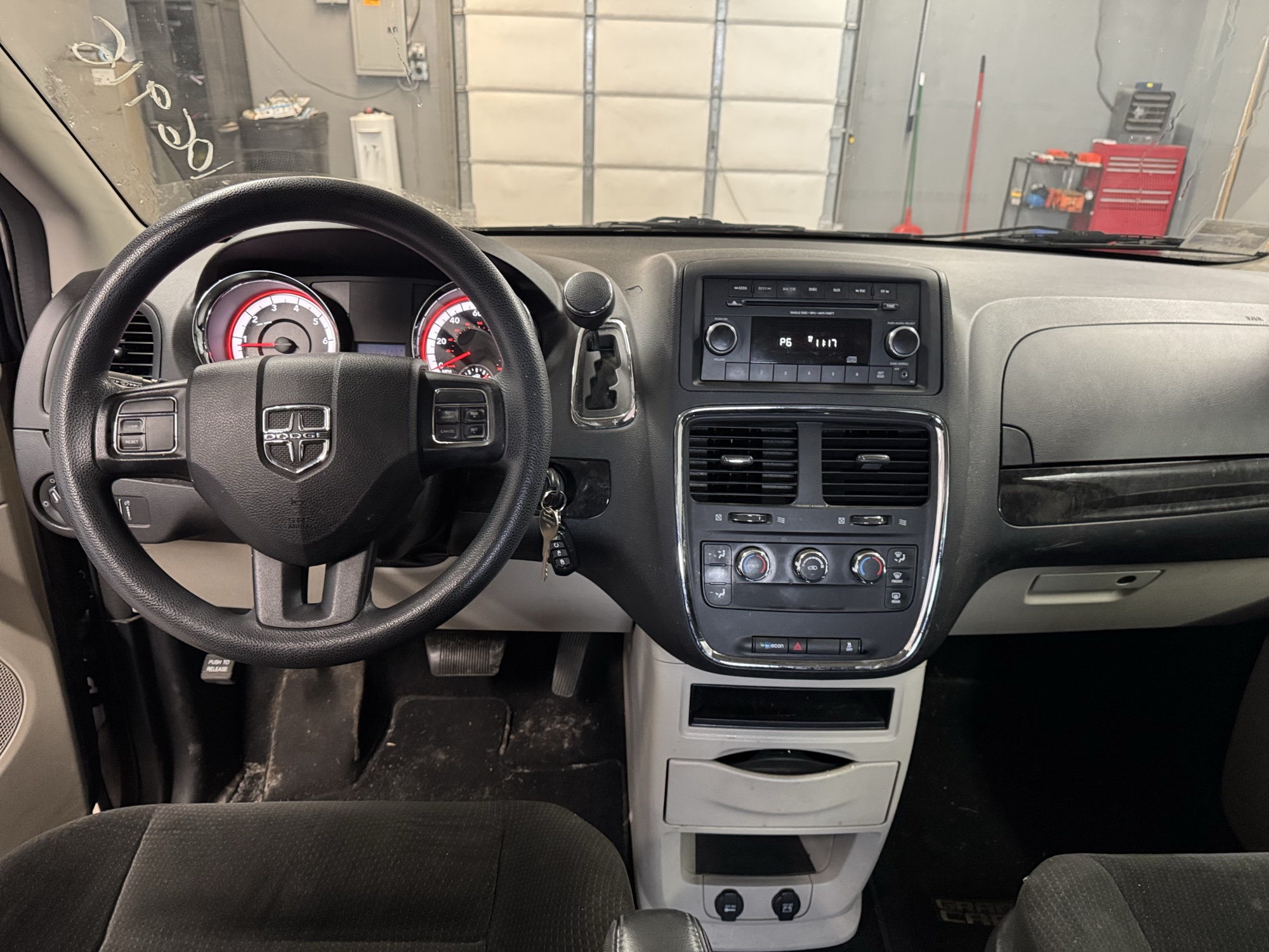 2015 dodge grand-caravan se with 190329 miles for sale near Elk River, Minnesota 106916_34_whole_dash.jpg