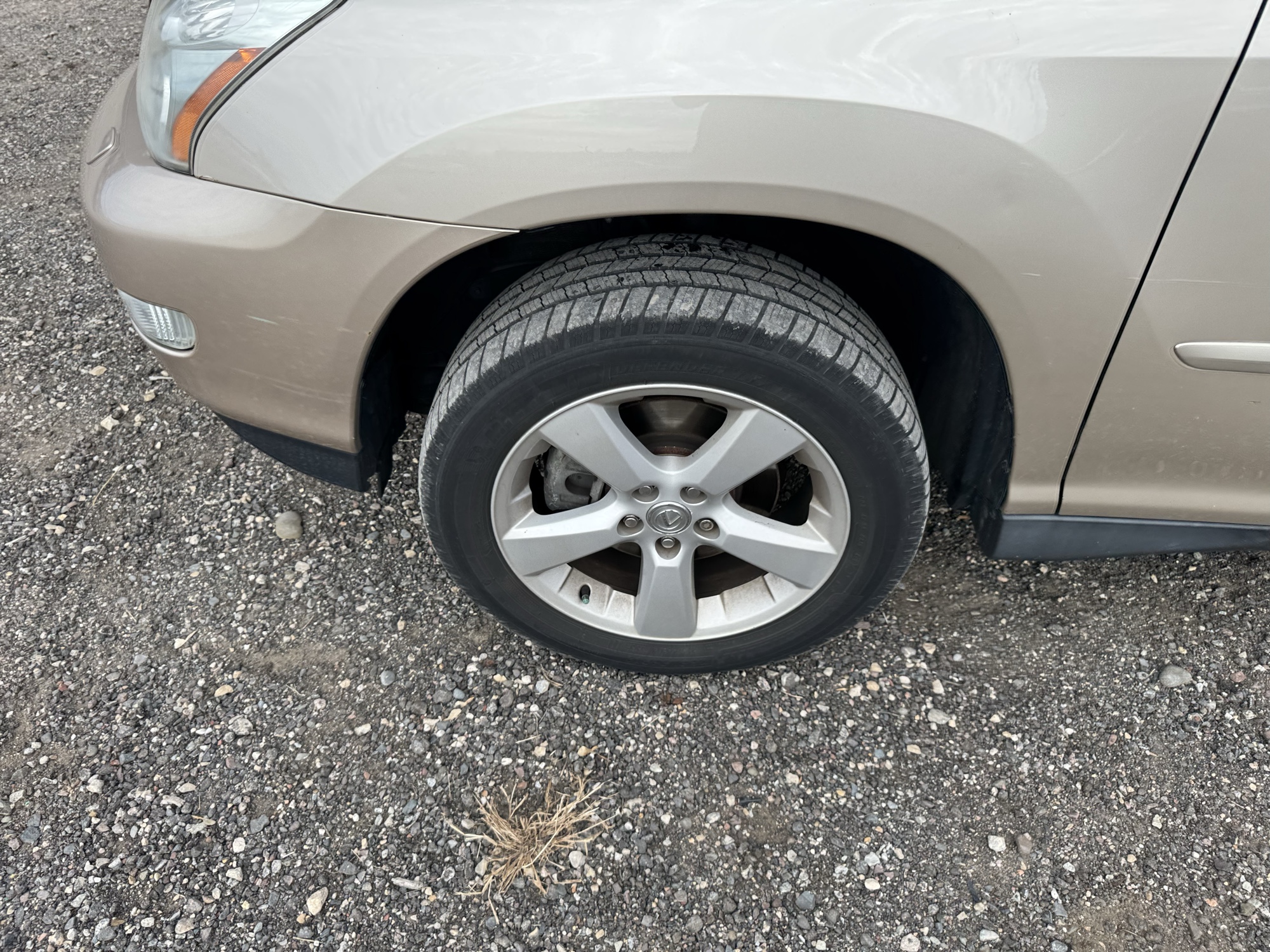 2004 lexus rx-330 4wd with 211578 miles for sale near Elk River, Minnesota 106917_12_drv_front_wheel.jpg