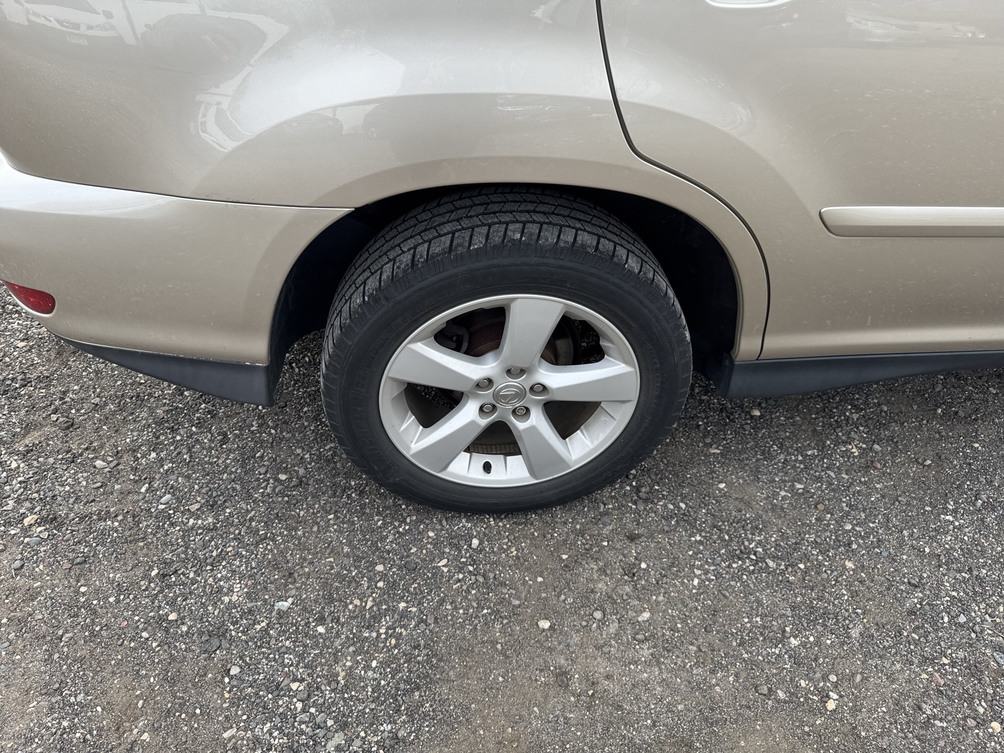 2004 lexus rx-330 4wd with 211578 miles for sale near Elk River, Minnesota 106917_14_rear_pass_wheel.jpg