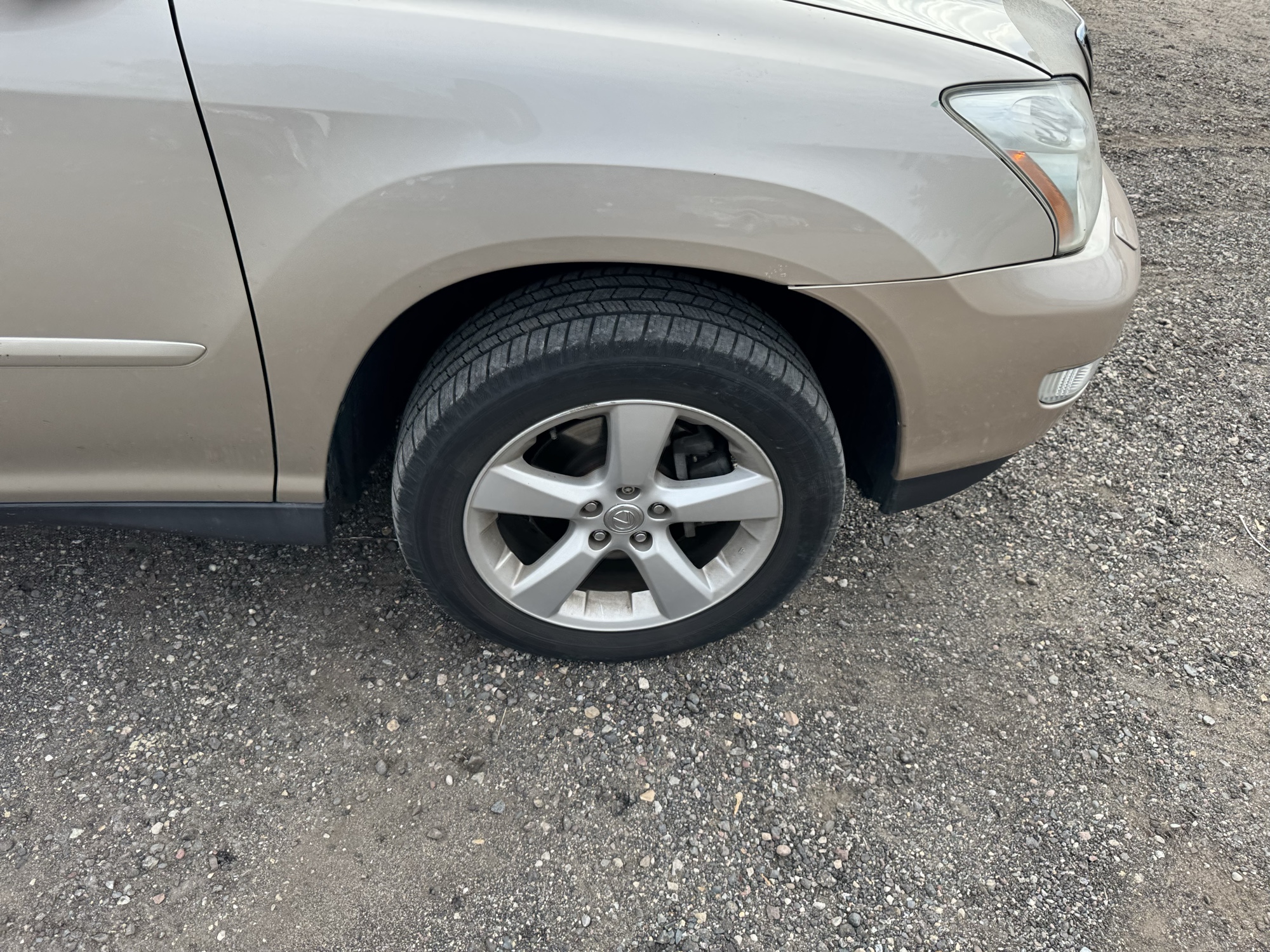 2004 lexus rx-330 4wd with 211578 miles for sale near Elk River, Minnesota 106917_15_front_pass_wheel.jpg