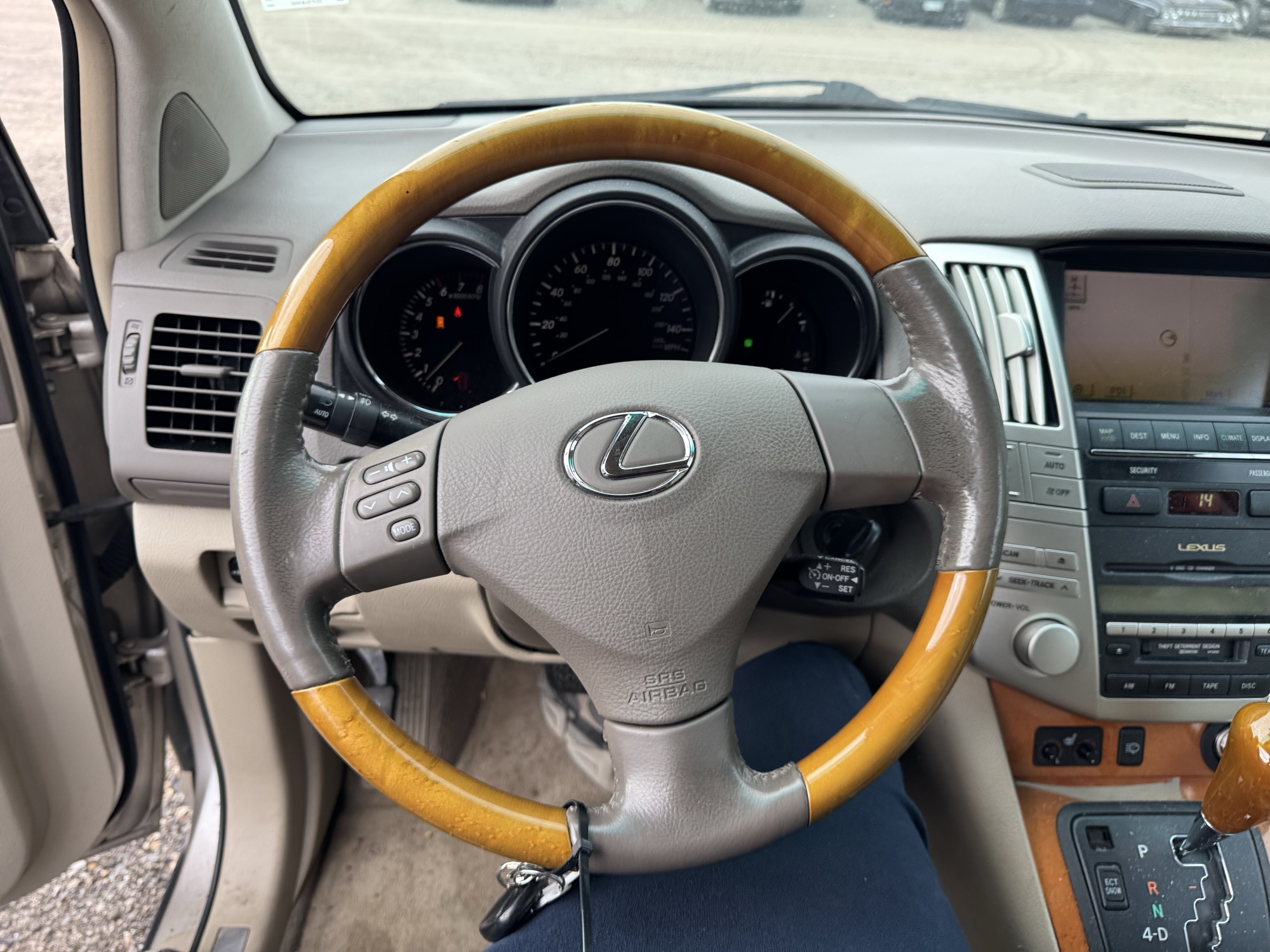 2004 lexus rx-330 4wd with 211578 miles for sale near Elk River, Minnesota 106917_36_steering_wheel.jpg