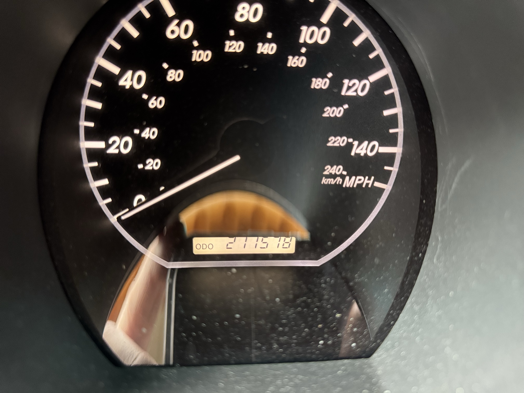 2004 lexus rx-330 4wd with 211578 miles for sale near Elk River, Minnesota 106917_44_mileage_closeup.jpg