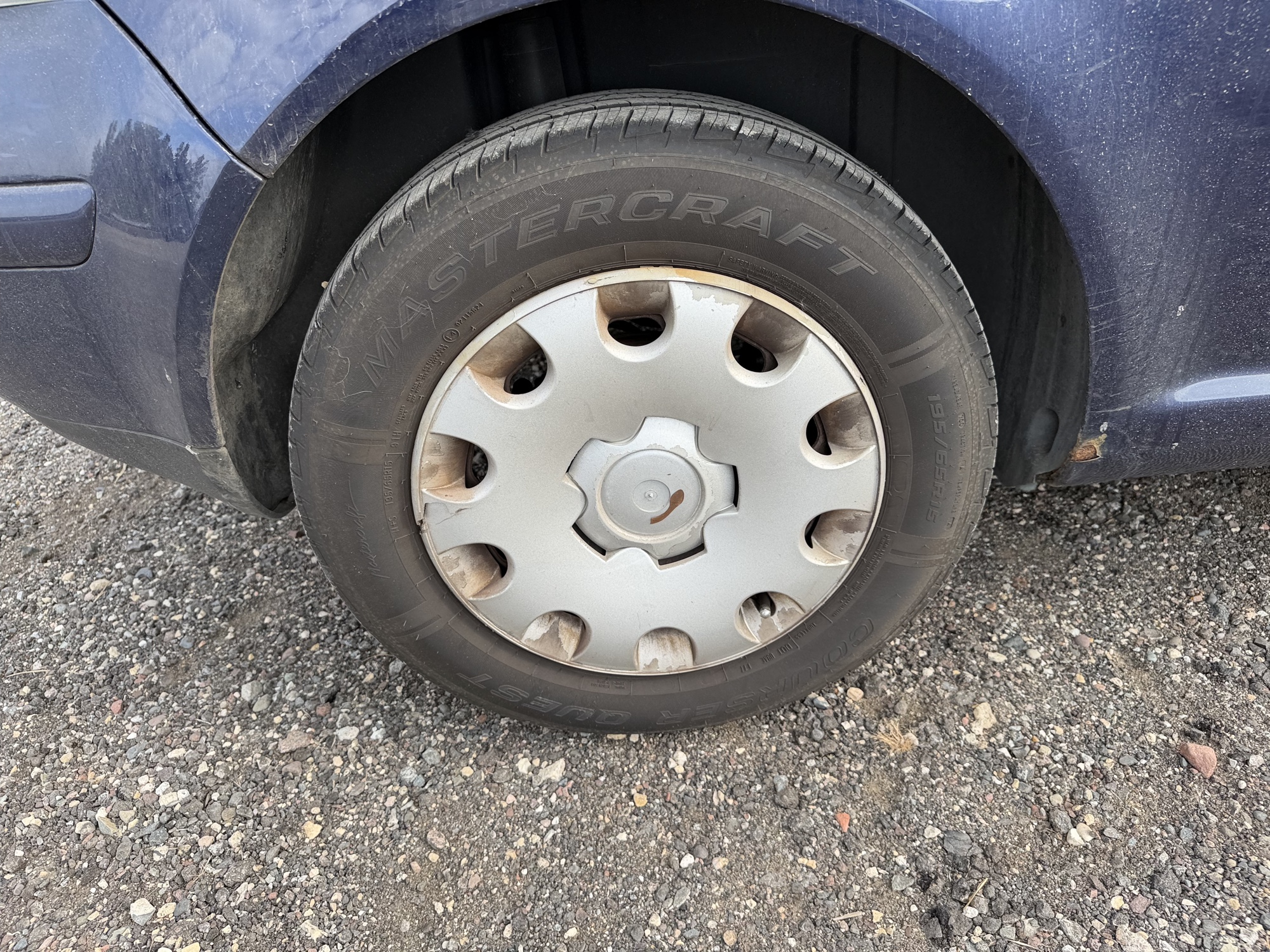 2004 volkswagen golf gl-2.0 with 222387 miles for sale near Elk River, Minnesota 106919_14_rear_pass_wheel.jpg