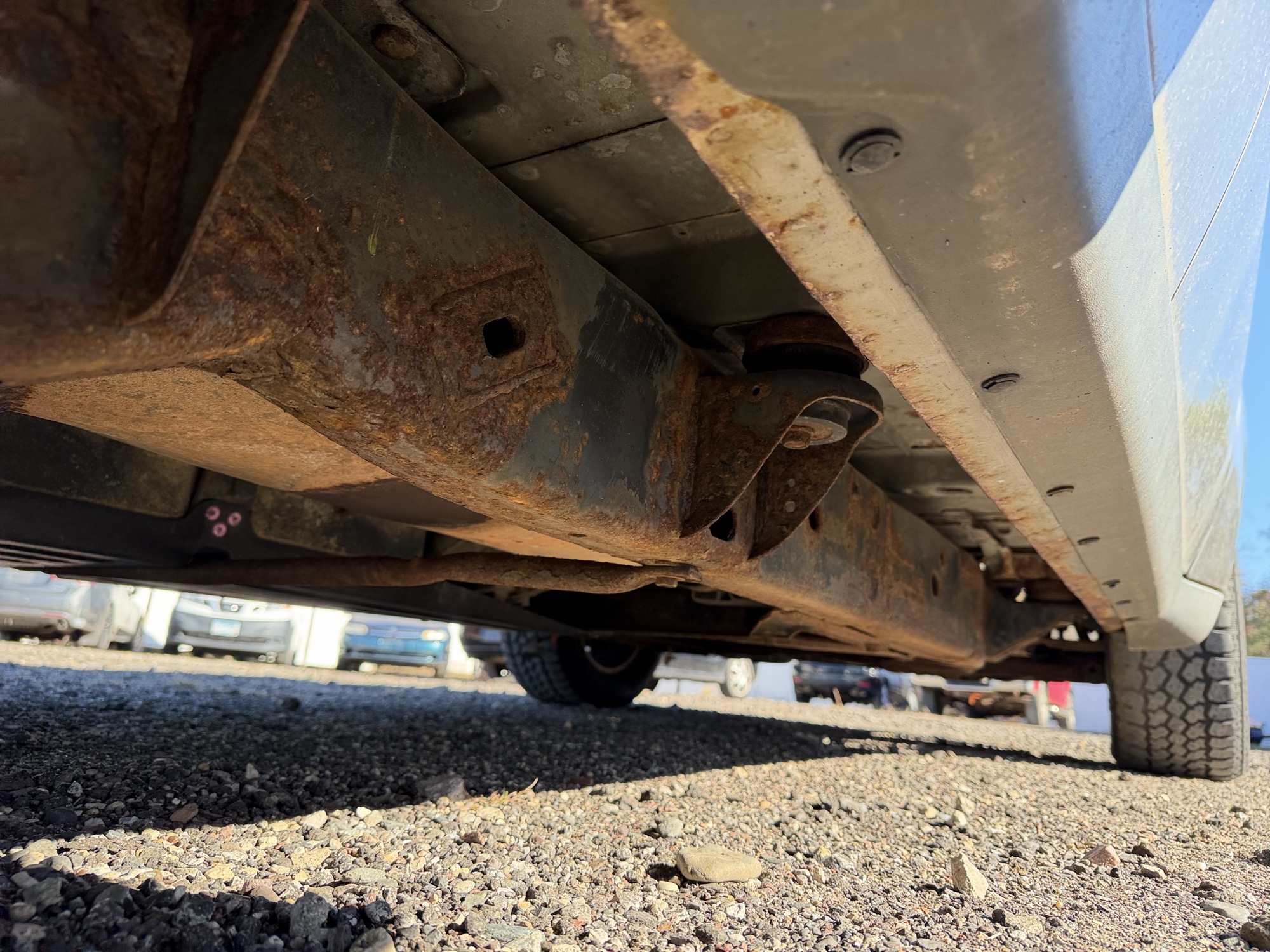 2005 chevrolet trailblazer ls-4wd with 141688 miles for sale near Elk River, Minnesota 106920_20_undercar_rear_pass.jpg