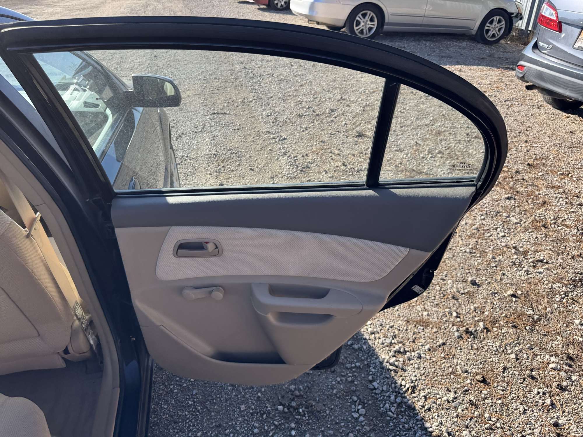 2006 kia rio base with 41470 miles for sale near Elk River, Minnesota 106921_30_pass_rear_door_panel.jpg