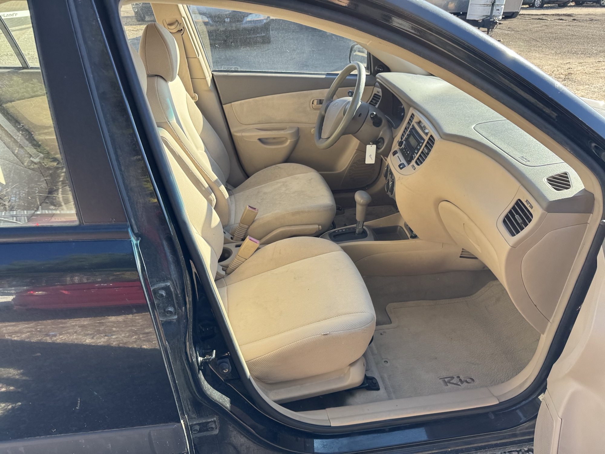 2006 kia rio base with 41470 miles for sale near Elk River, Minnesota 106921_31_passenger_seat.jpg