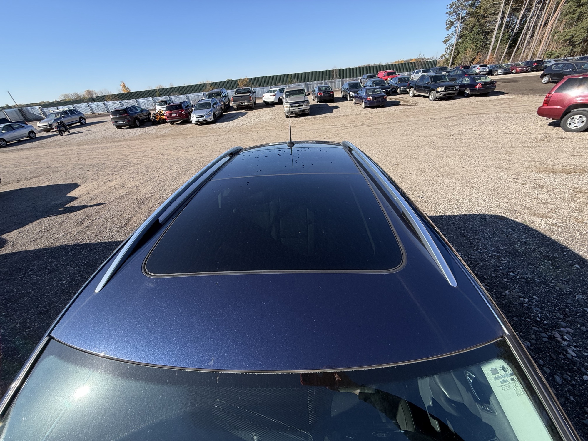 2011 volkswagen tiguan s-4motion with 116934 miles for sale near Elk River, Minnesota 106922_11_roof.jpg