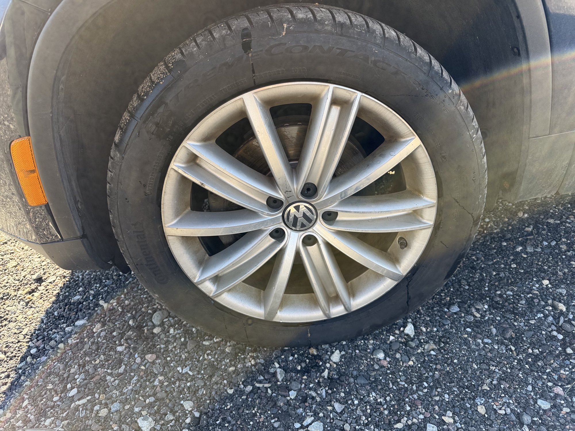 2011 volkswagen tiguan s-4motion with 116934 miles for sale near Elk River, Minnesota 106922_12_drv_front_wheel.jpg