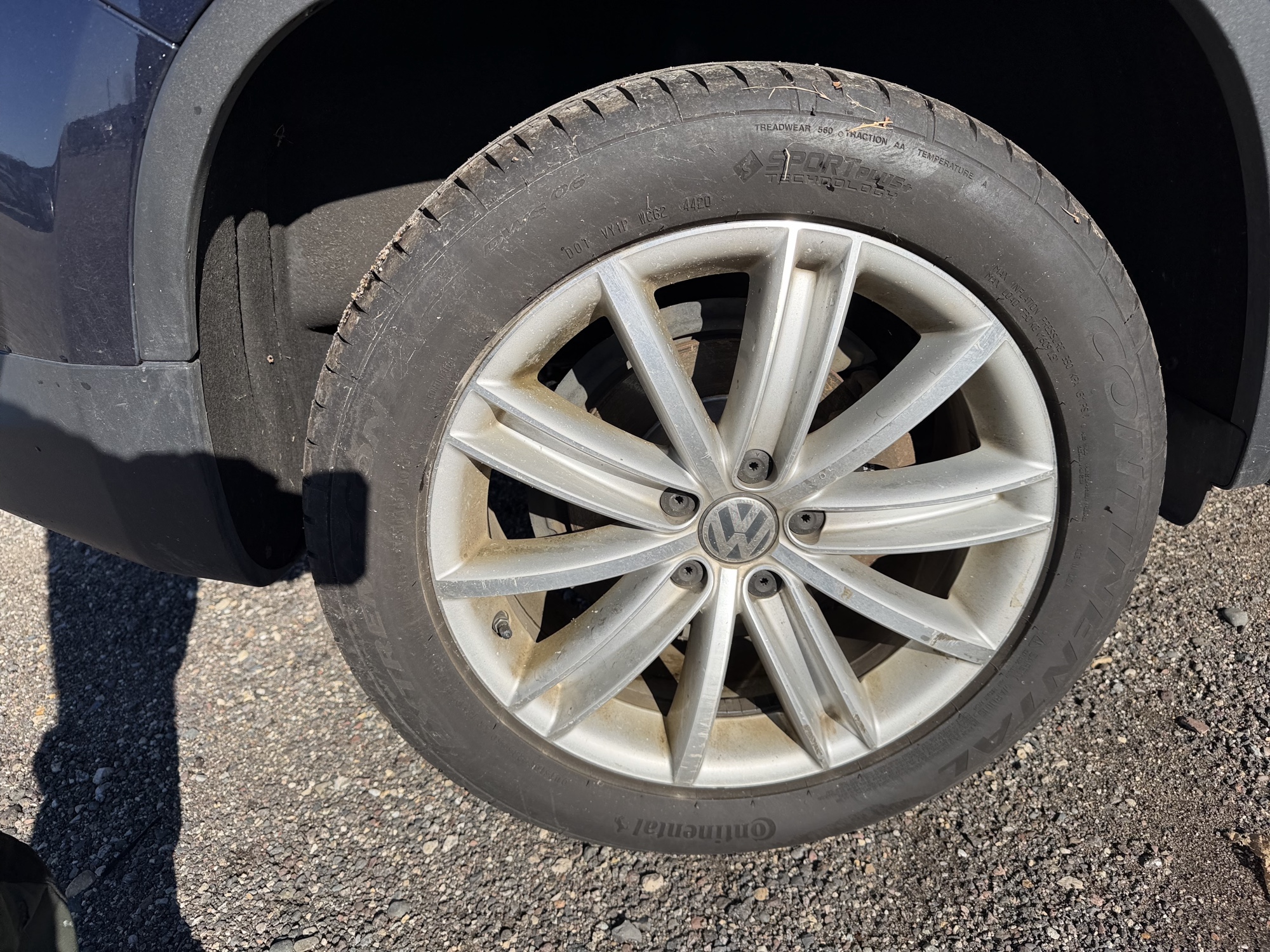 2011 volkswagen tiguan s-4motion with 116934 miles for sale near Elk River, Minnesota 106922_14_rear_pass_wheel.jpg