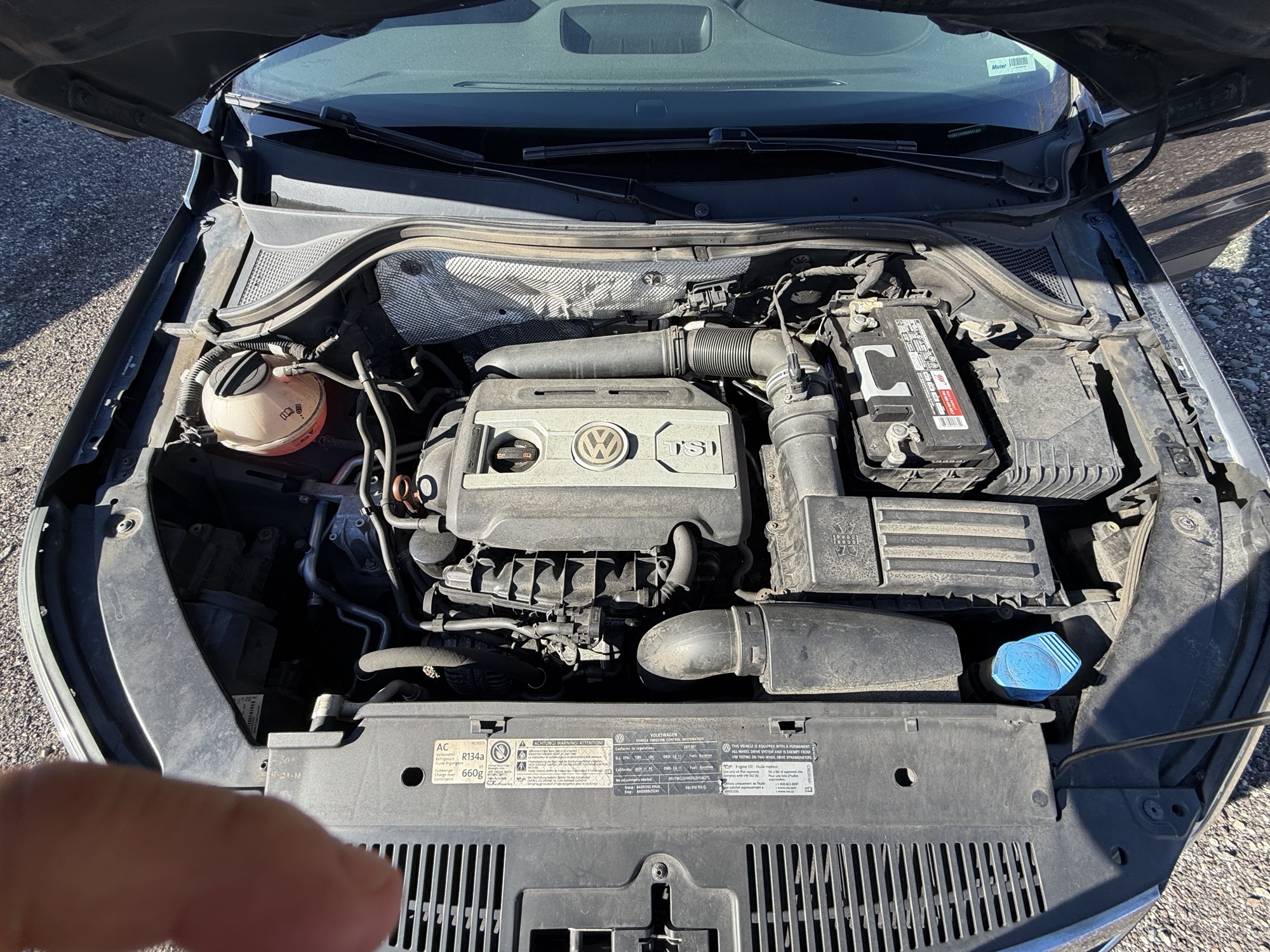 2011 volkswagen tiguan s-4motion with 116934 miles for sale near Elk River, Minnesota 106922_49_engine_bay.jpg